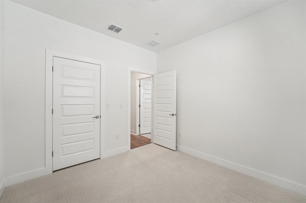 200 W 56th St # 8101, Austin, TX 78751