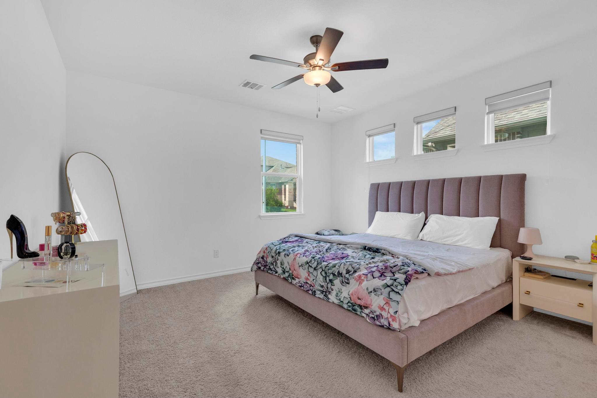 108 Watkinville Rd, Hutto, TX 78634