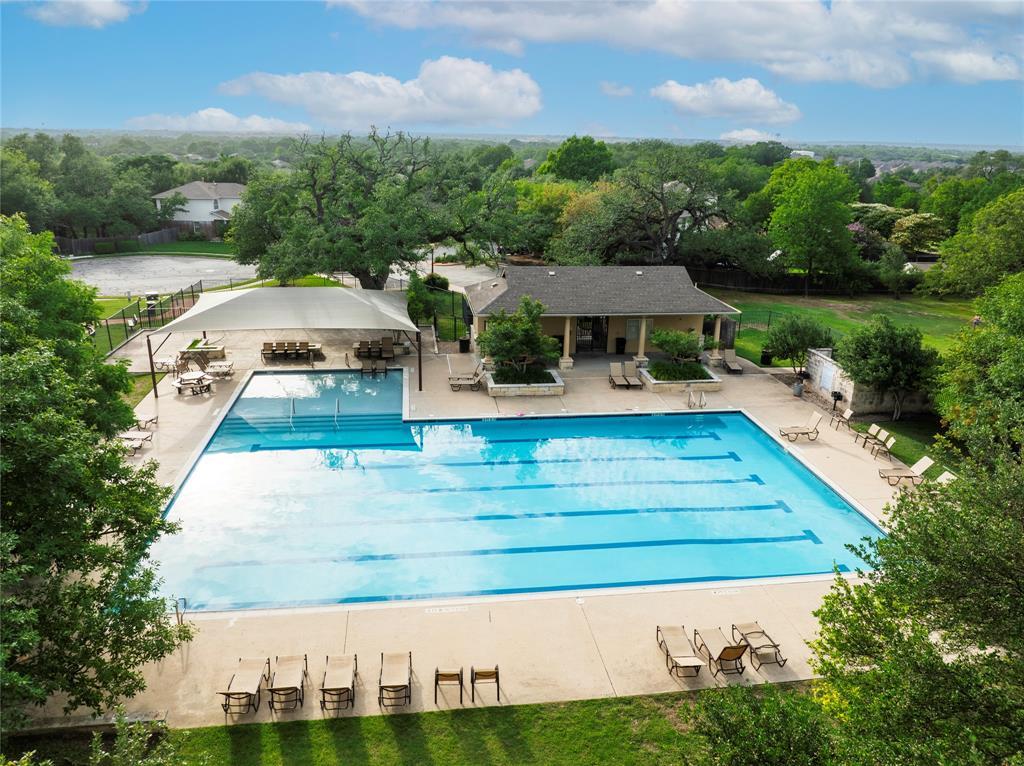 1814 Rosenborough Ln N, Round Rock, TX 78665