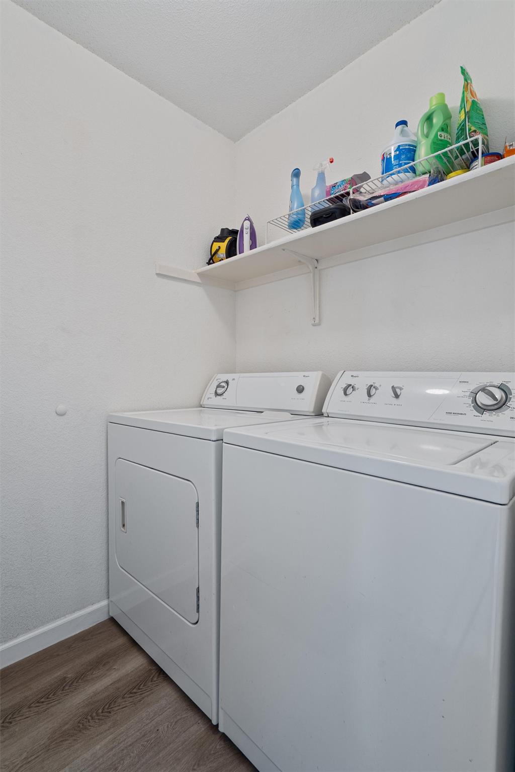 1814 Rosenborough Ln N, Round Rock, TX 78665