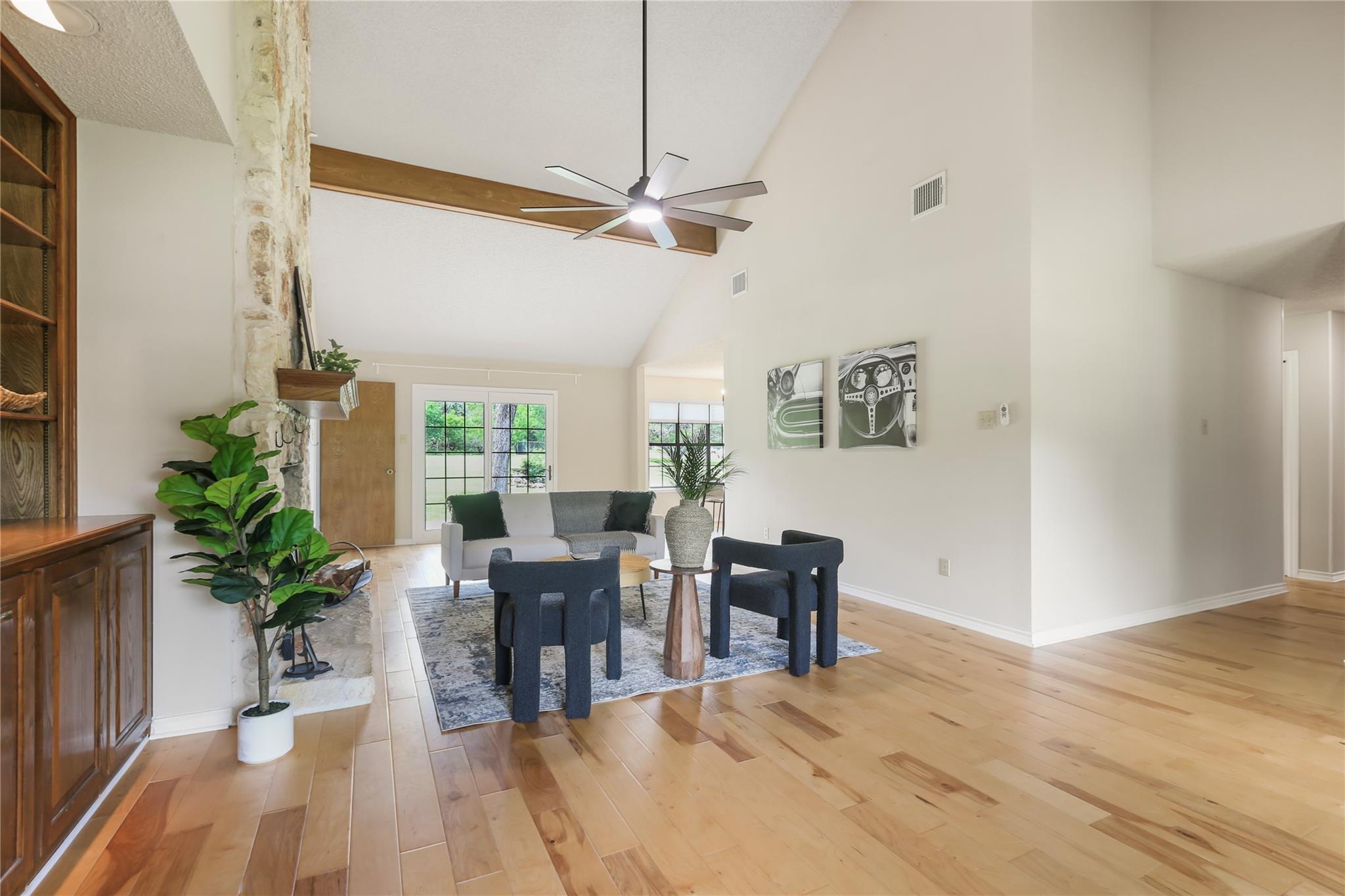 402 Post Oak Ln, Georgetown, TX 78628
