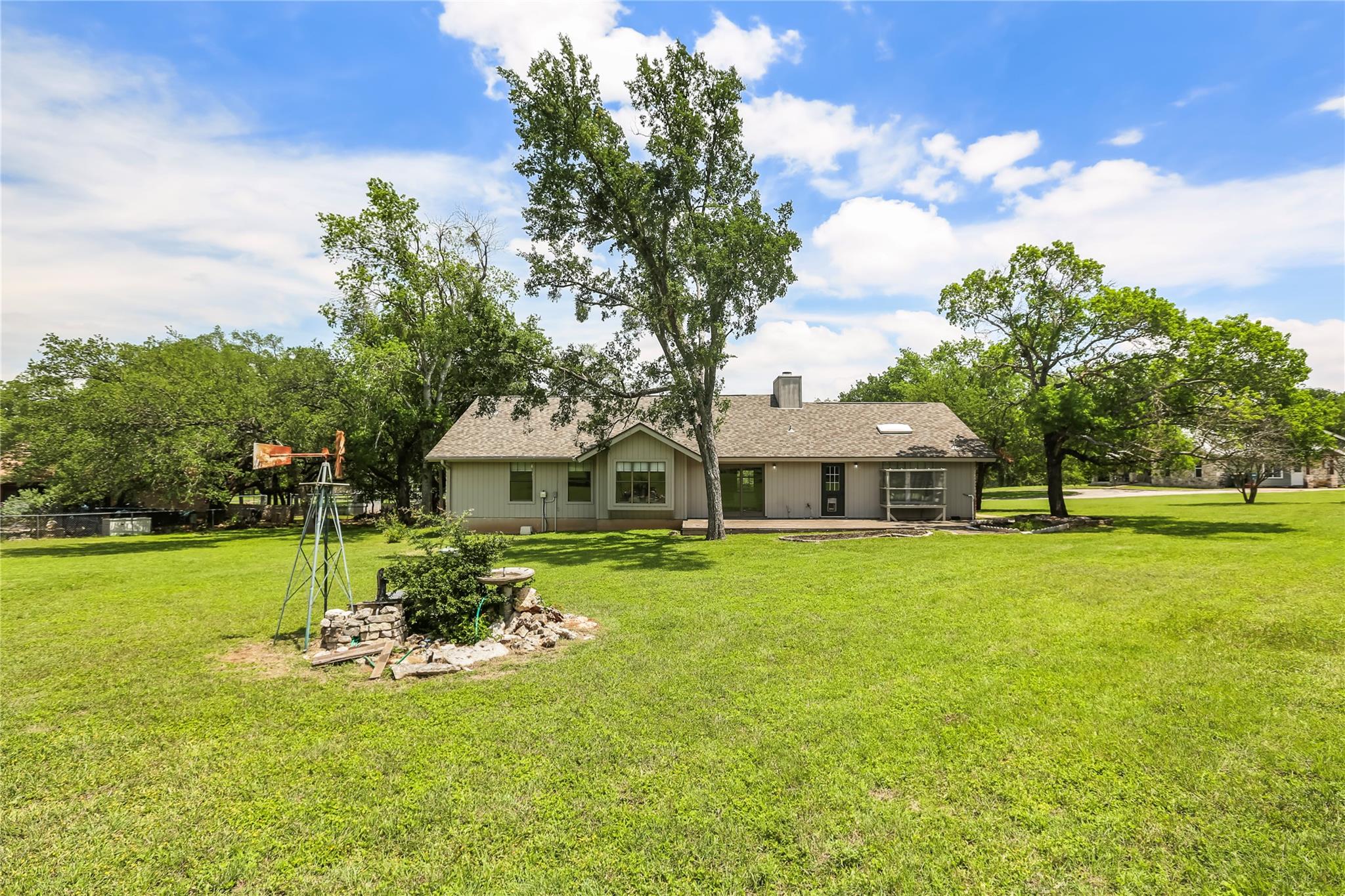 402 Post Oak Ln, Georgetown, TX 78628