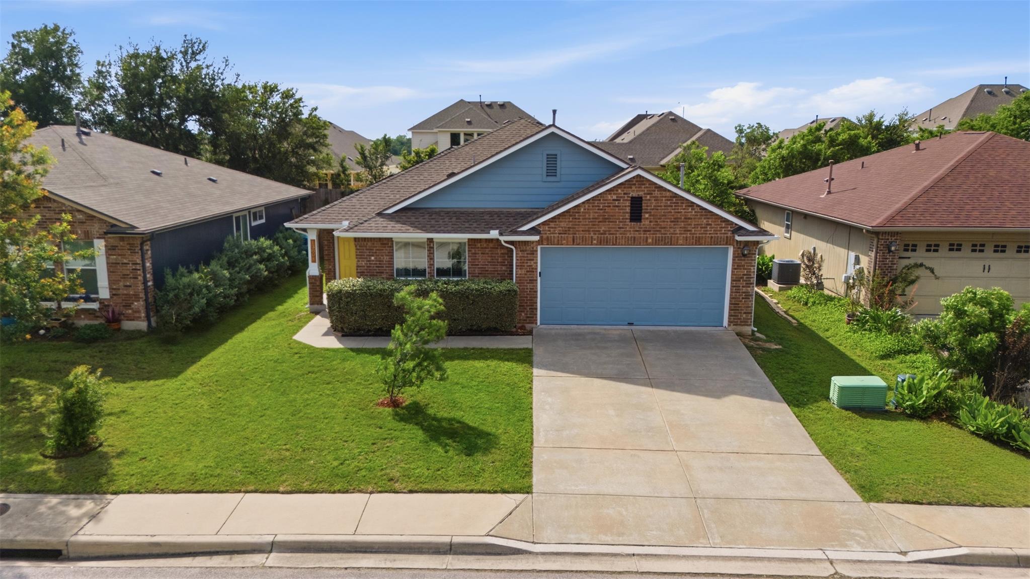 13804 Sierra Wind Ln, Elgin, TX 78621