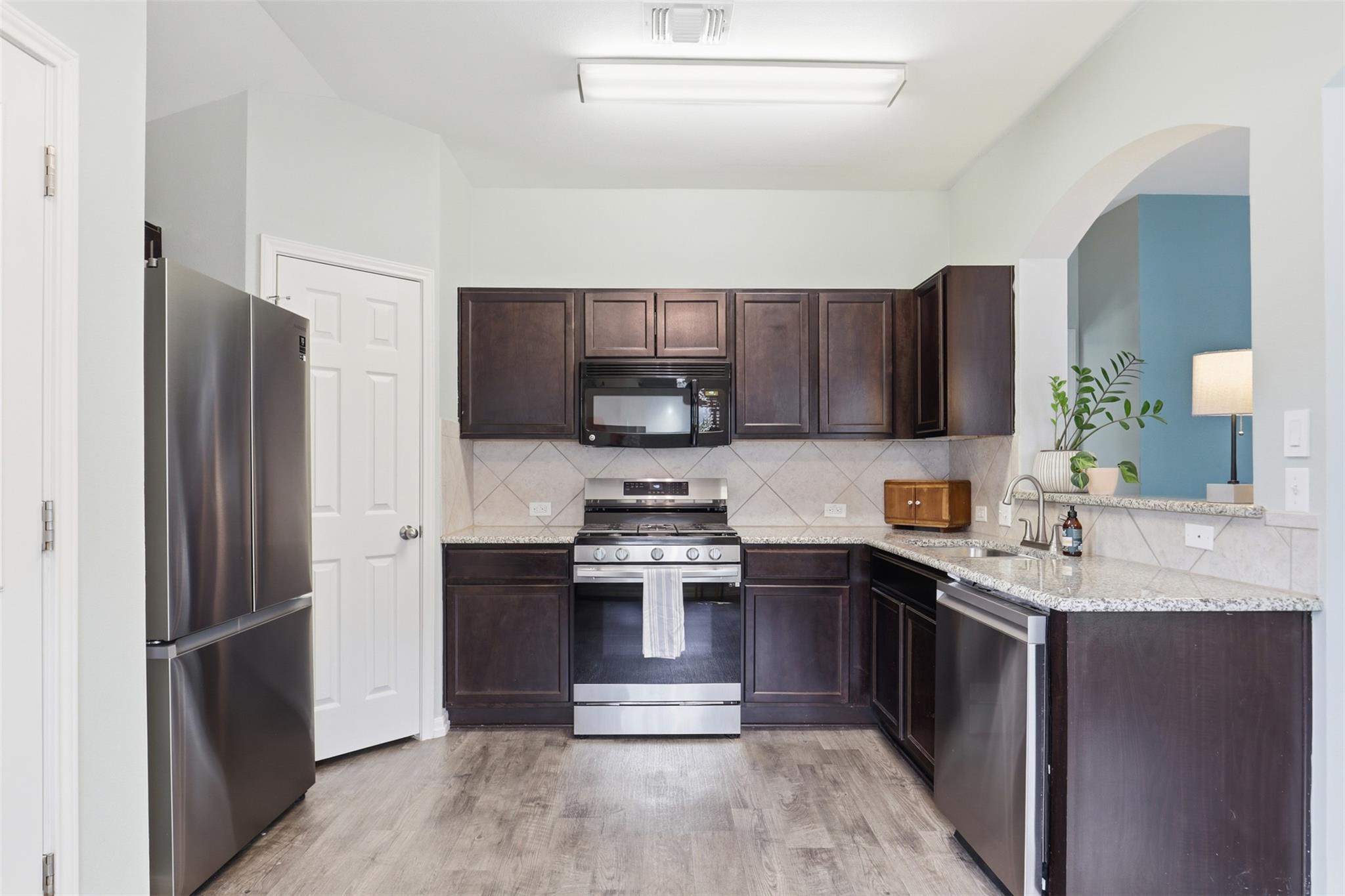 13804 Sierra Wind Ln, Elgin, TX 78621