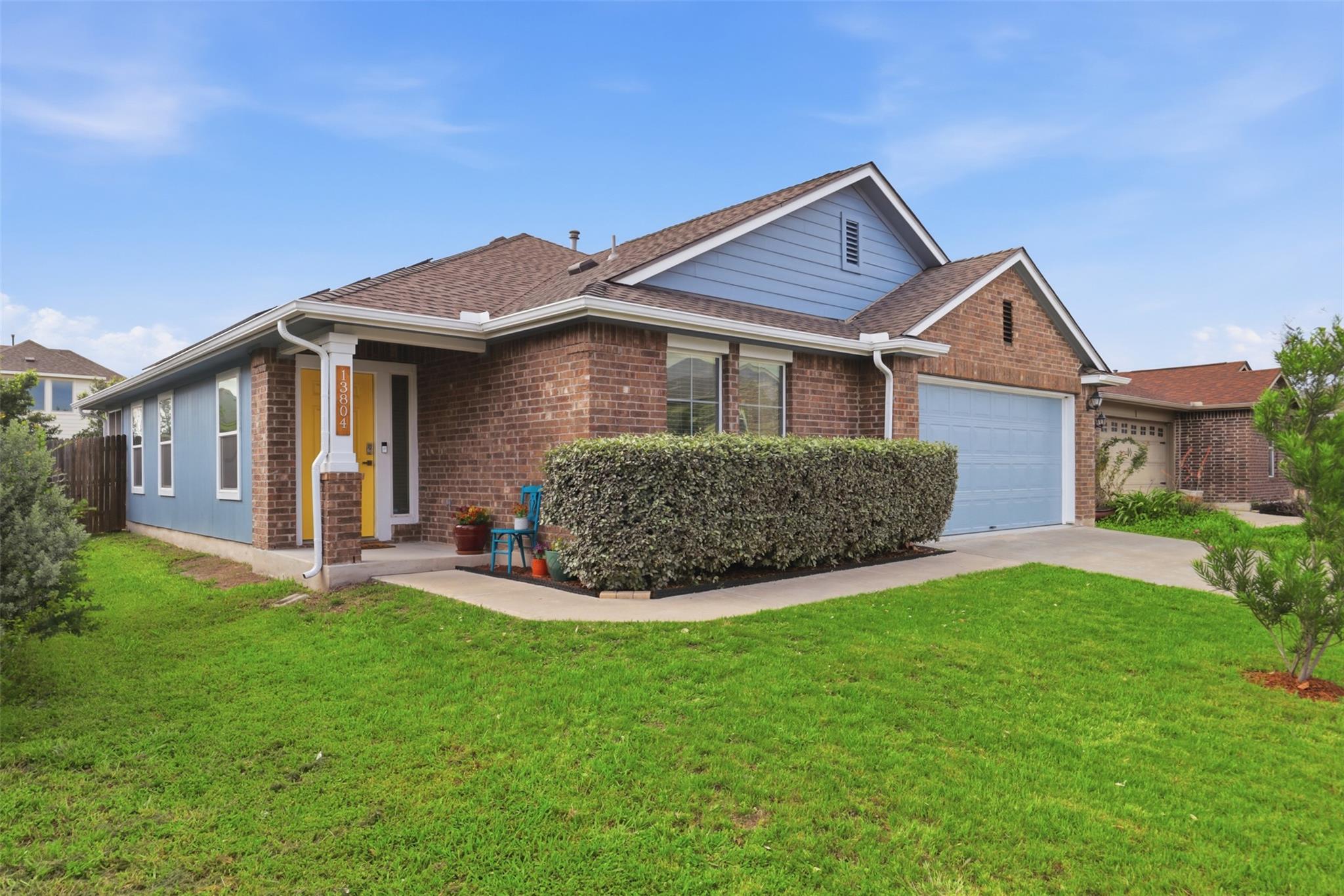 13804 Sierra Wind Ln, Elgin, TX 78621