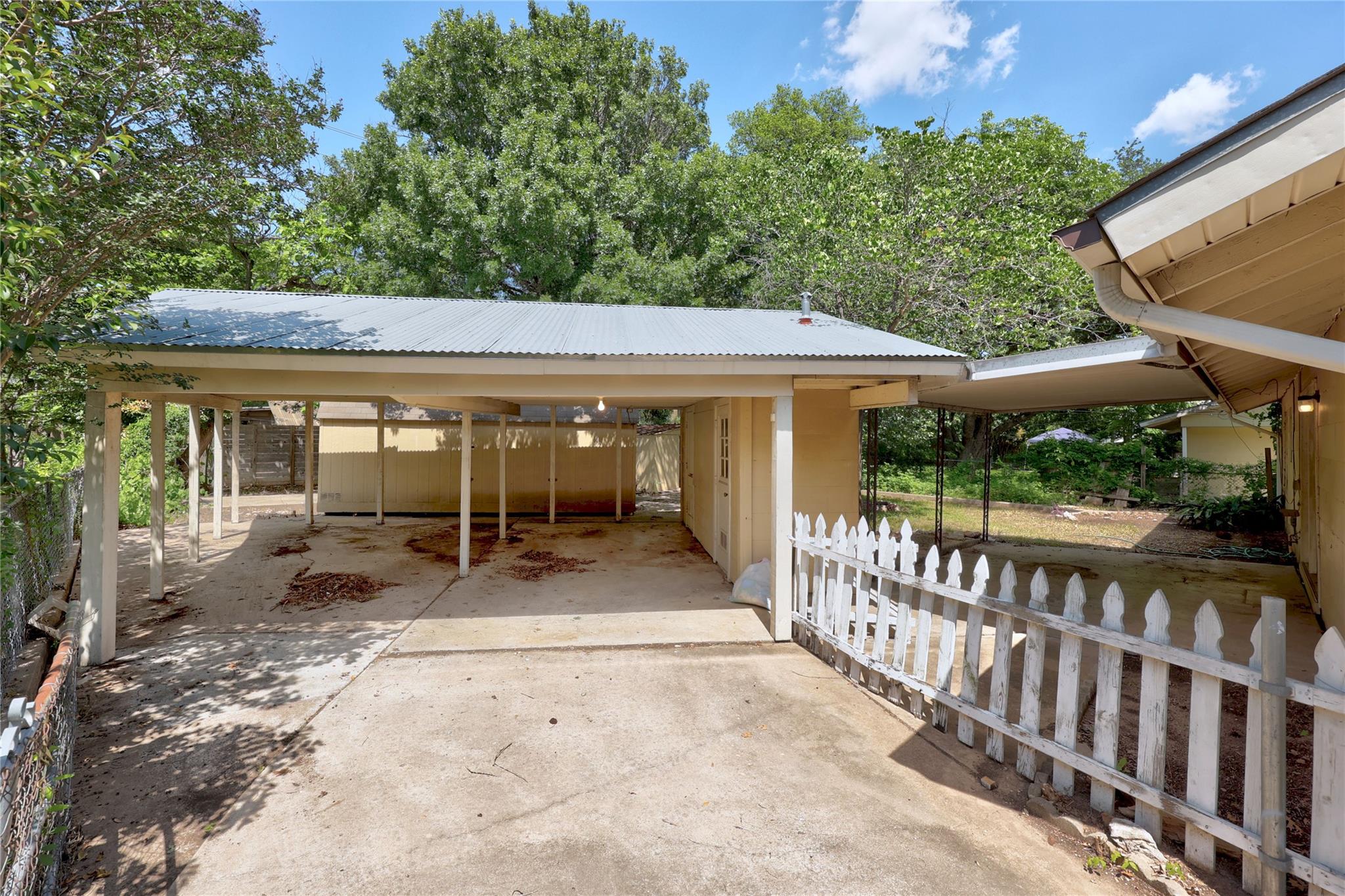 1614 Ashberry Dr, Austin, TX 78723