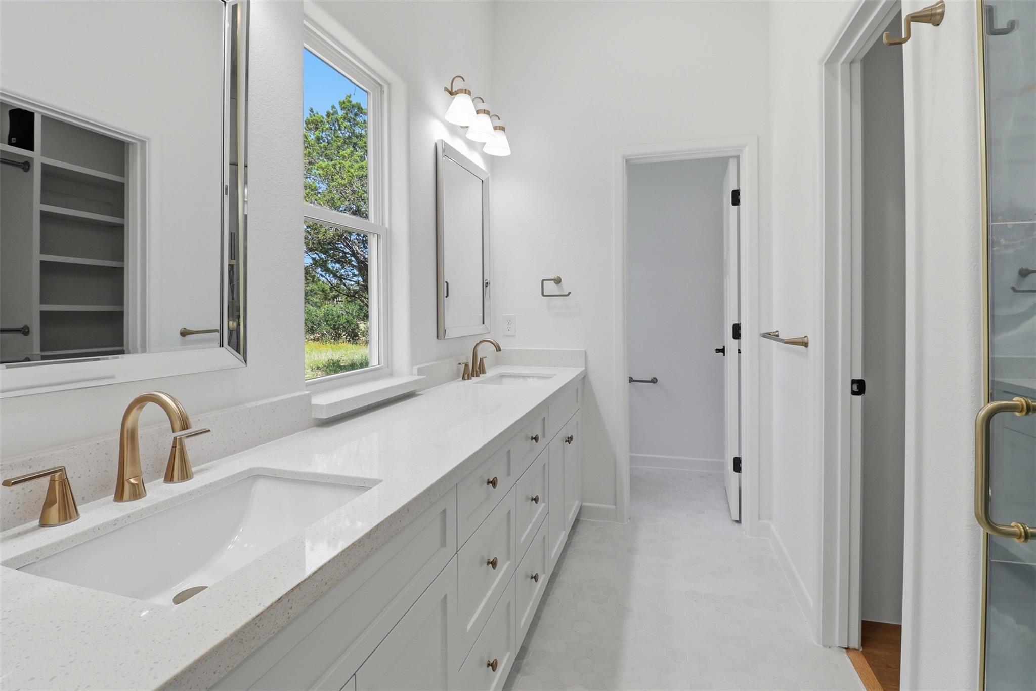 1407 Swallow, Horseshoe Bay, TX 78657