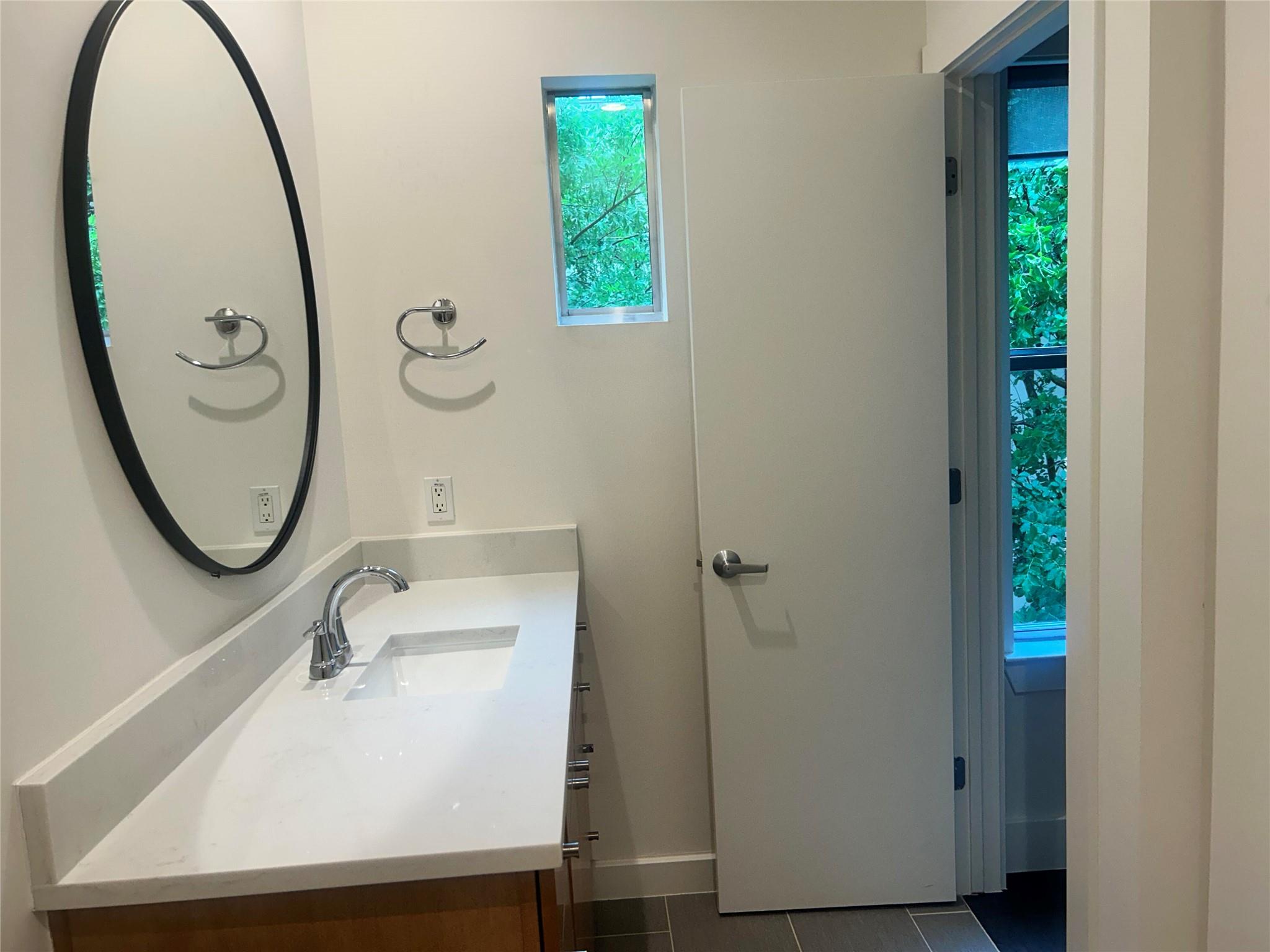 1205 Kinney Ave # 1205G, Austin, TX 78704