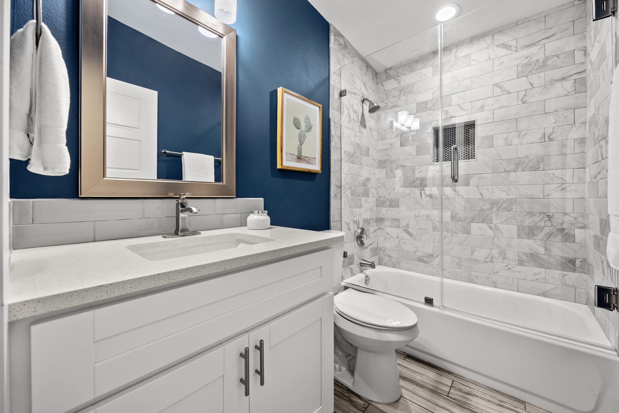 706 W Crestland Dr, Austin, TX 78752