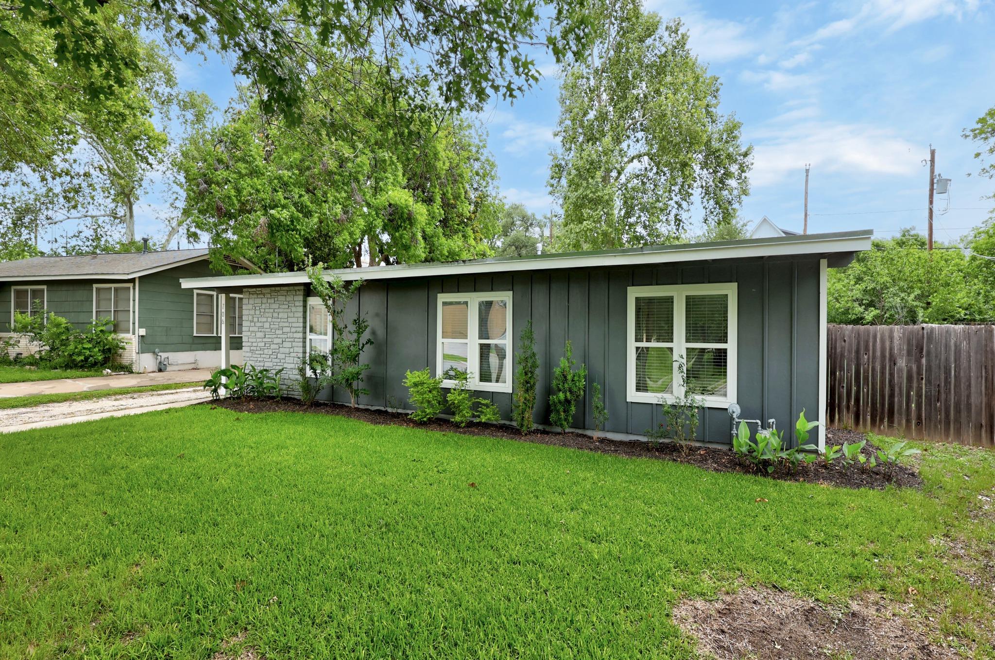 706 W Crestland Dr, Austin, TX 78752