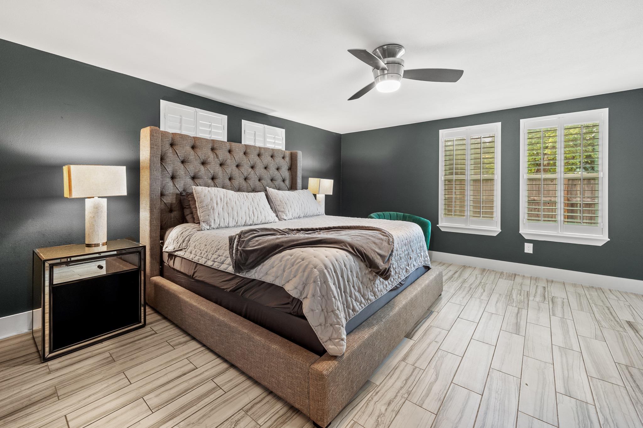 706 W Crestland Dr, Austin, TX 78752