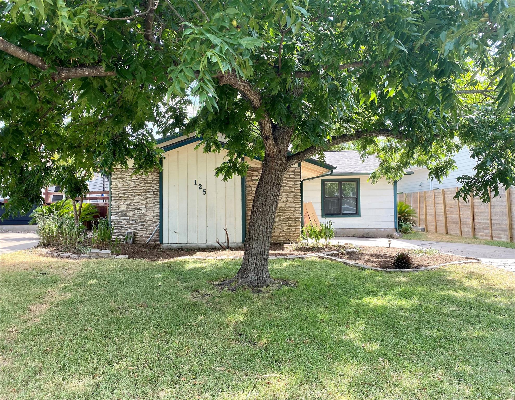 125 Frederick St, Austin, TX 78704