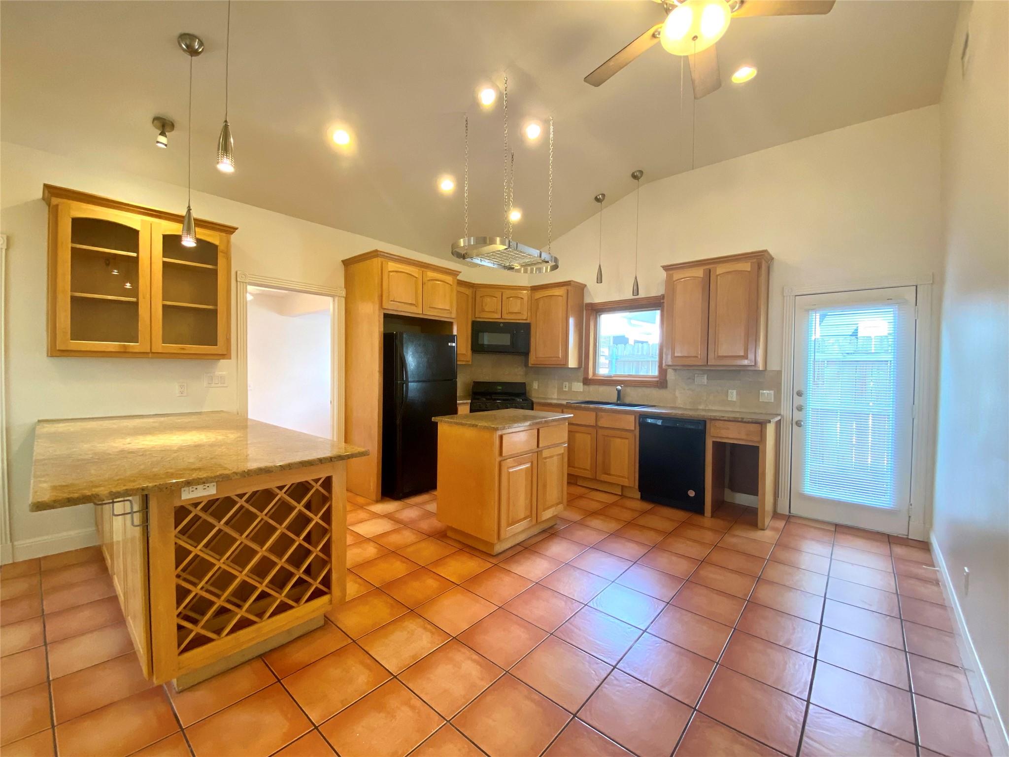 125 Frederick St, Austin, TX 78704