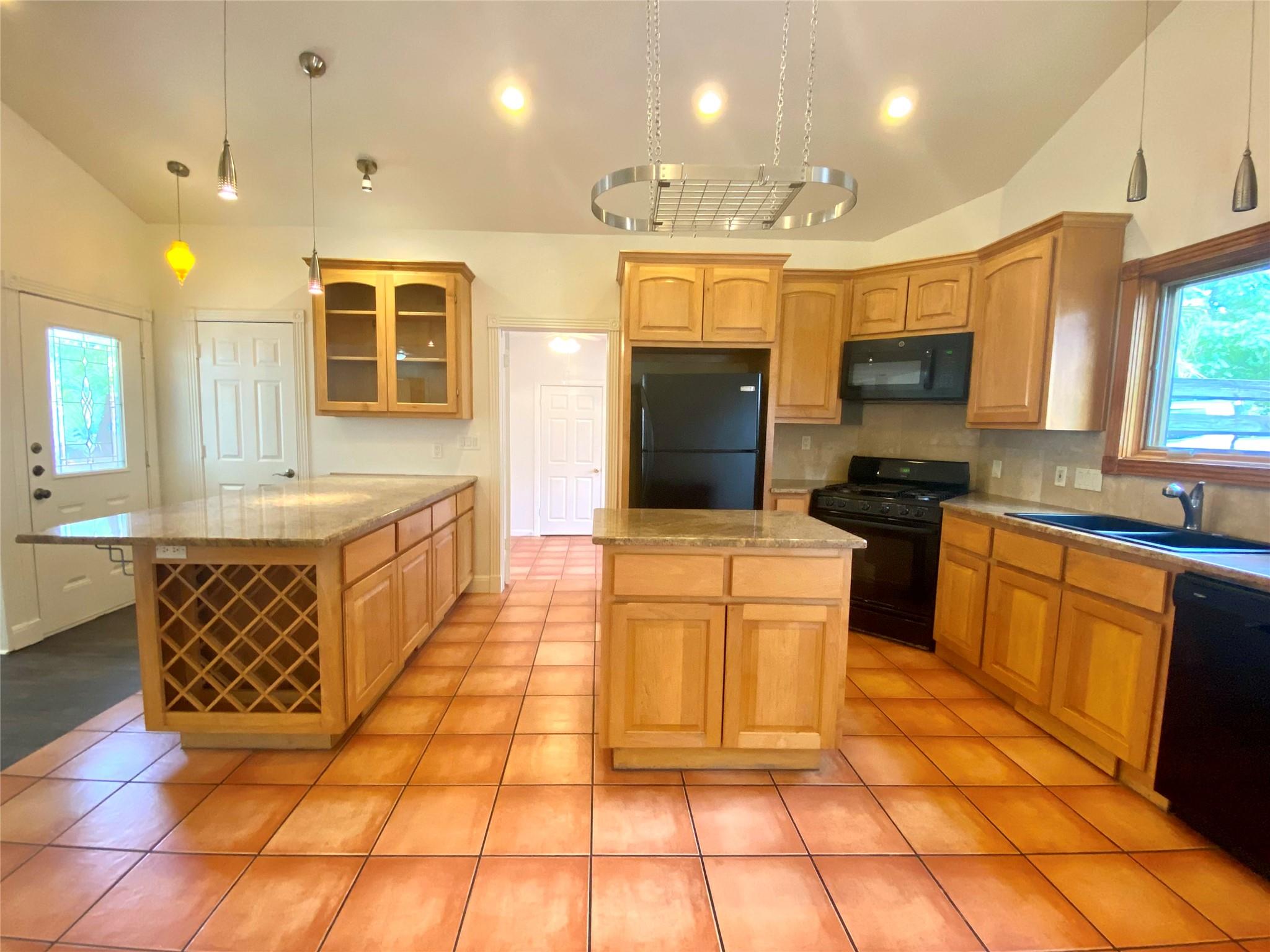 125 Frederick St, Austin, TX 78704