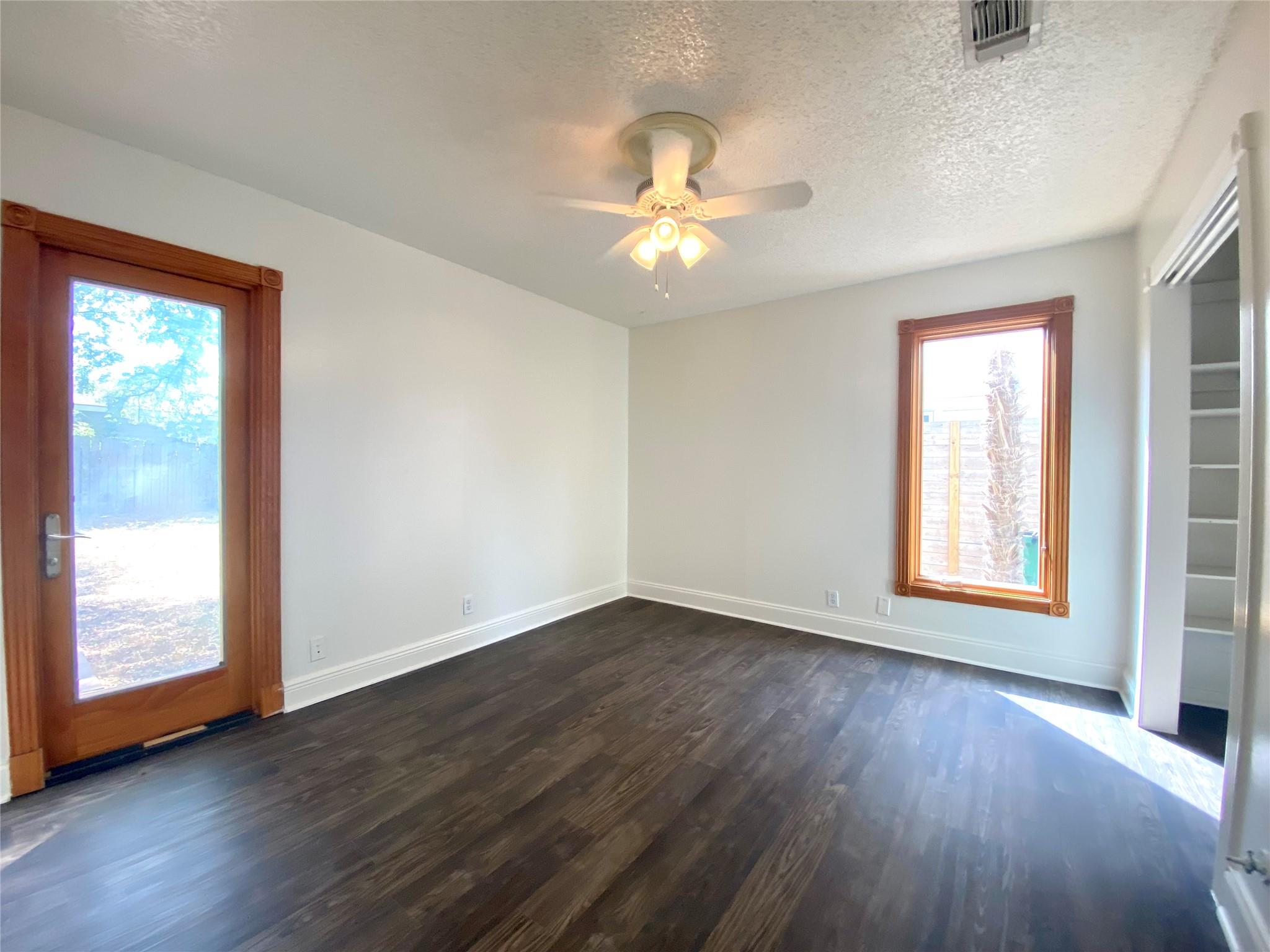 125 Frederick St, Austin, TX 78704