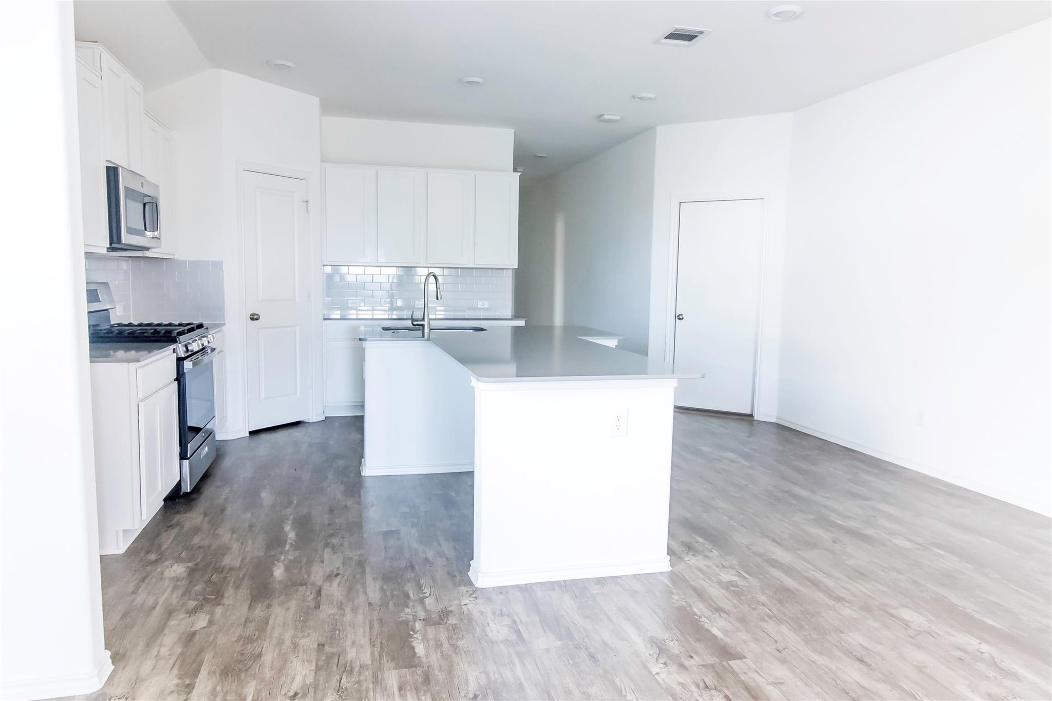 1209 Nokota Bnd, Georgetown, TX 78626