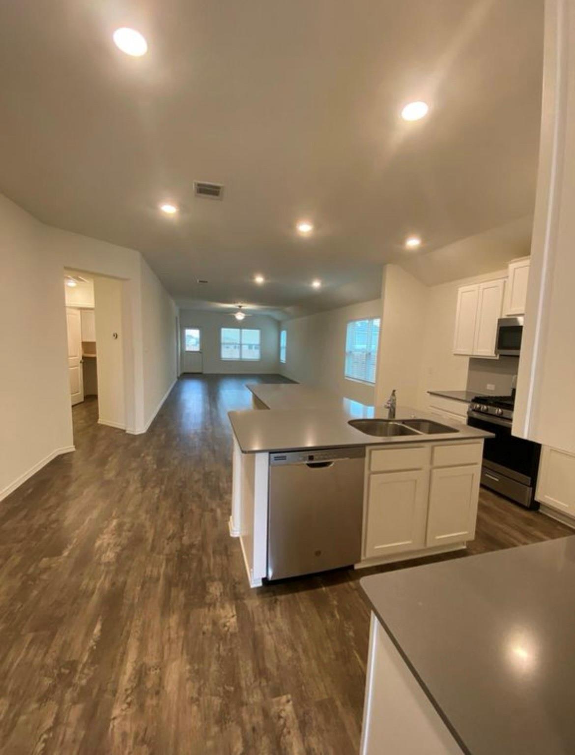 1209 Nokota Bnd, Georgetown, TX 78626