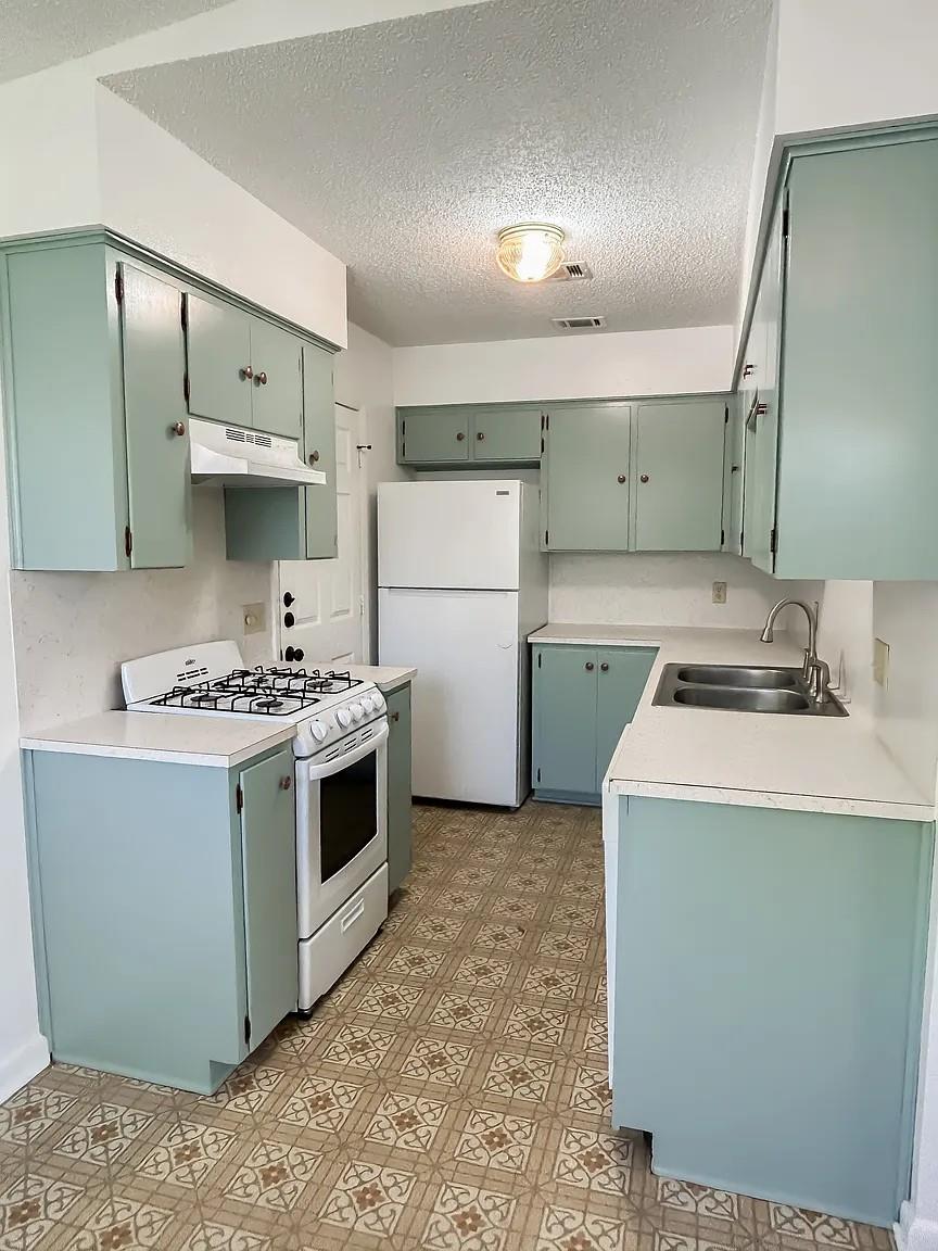 1901 Joy Ln, Austin, TX 78757