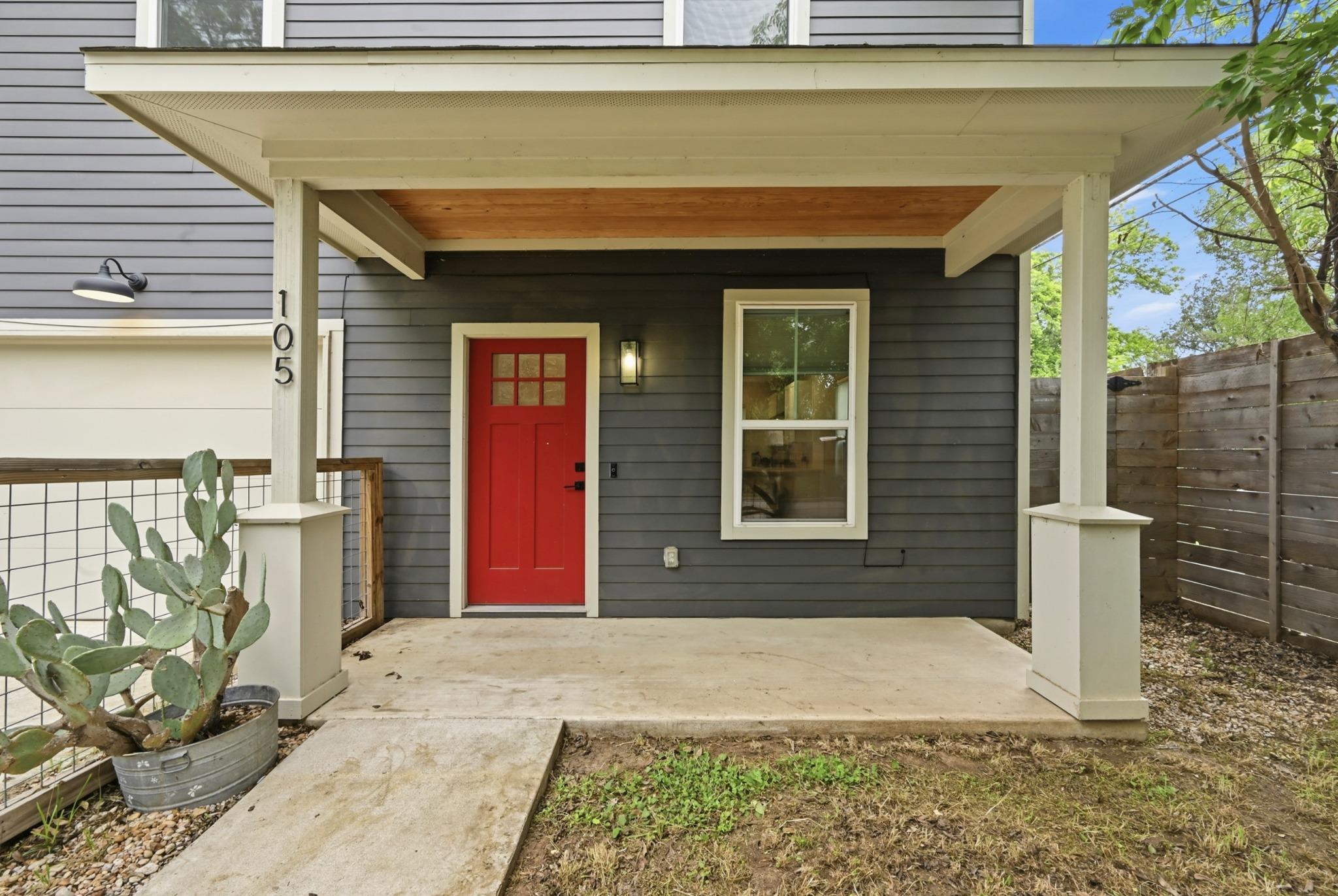 105 Elkhart St # 3, Austin, TX 78702
