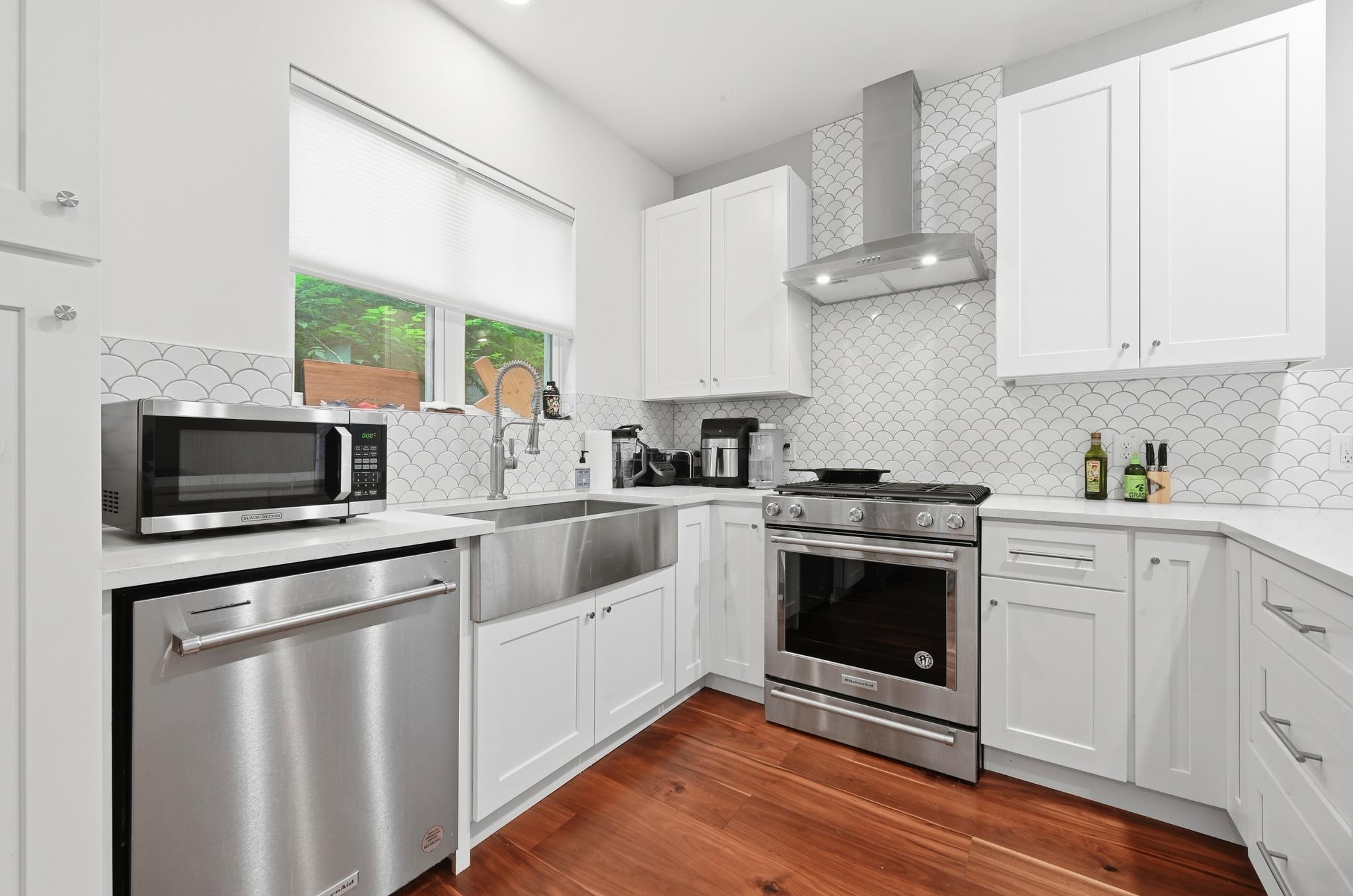 105 Elkhart St # 3, Austin, TX 78702