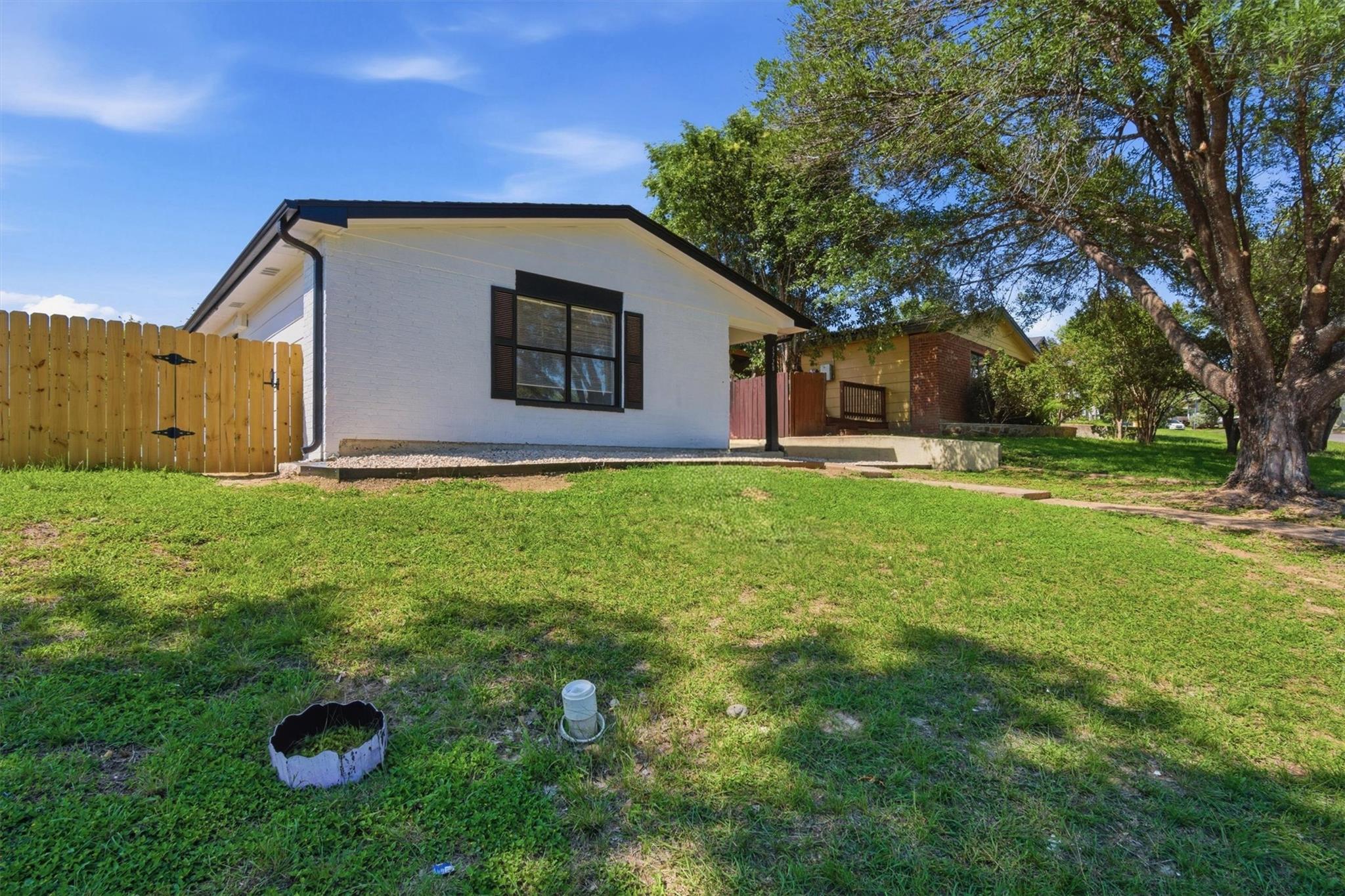 5728 Pinon Vista Dr, Austin, TX 78724