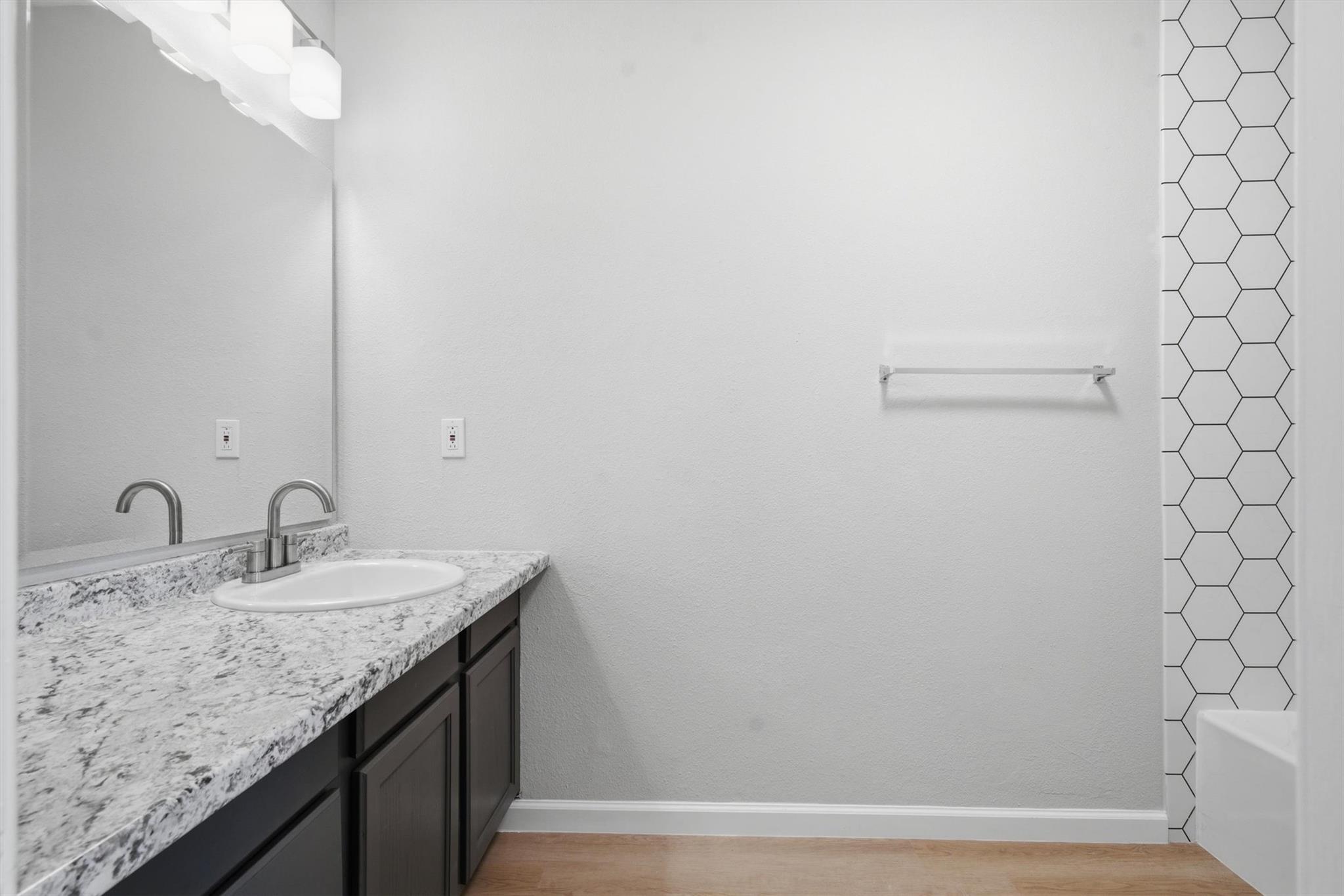 5728 Pinon Vista Dr, Austin, TX 78724