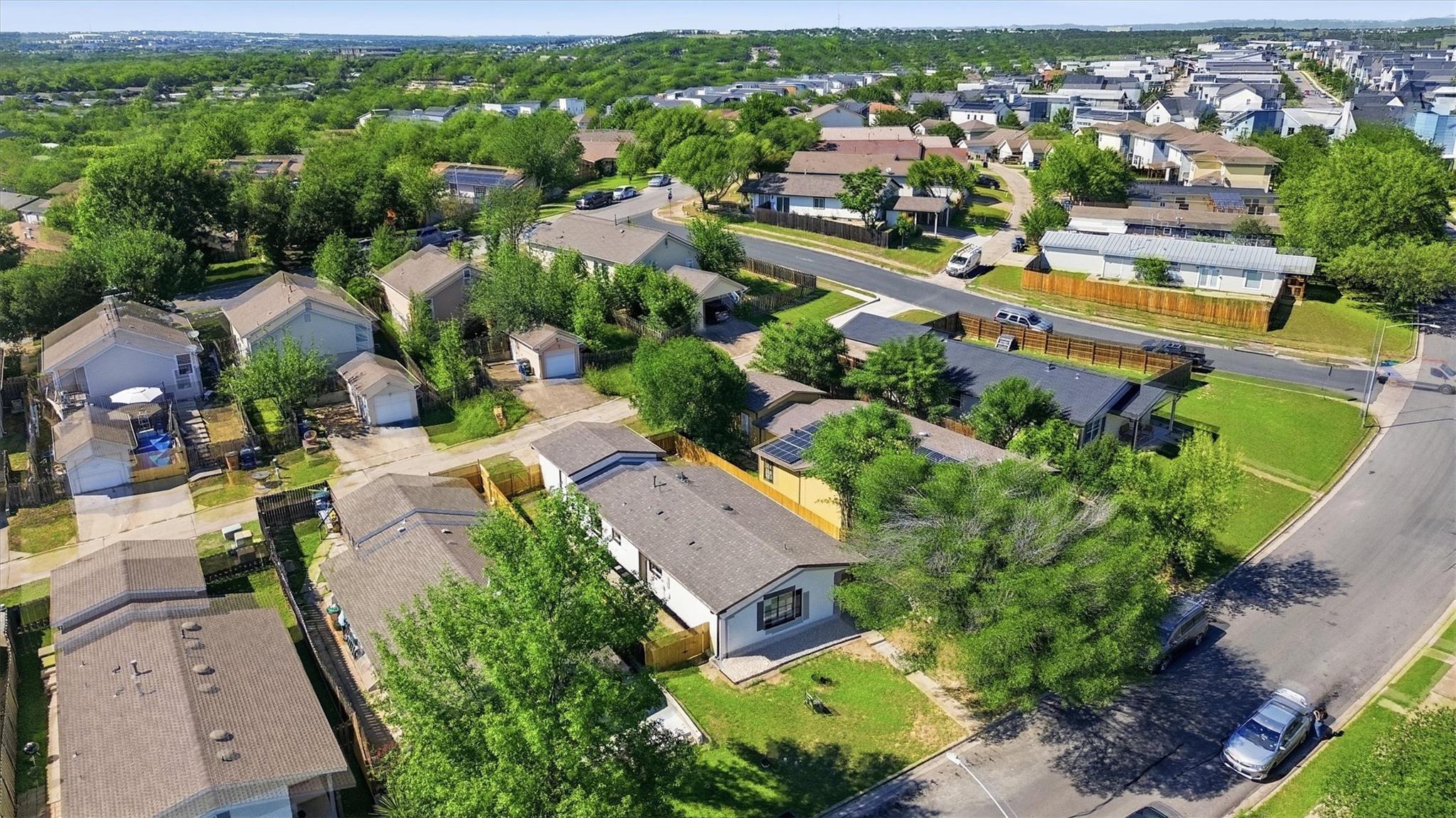 5728 Pinon Vista Dr, Austin, TX 78724