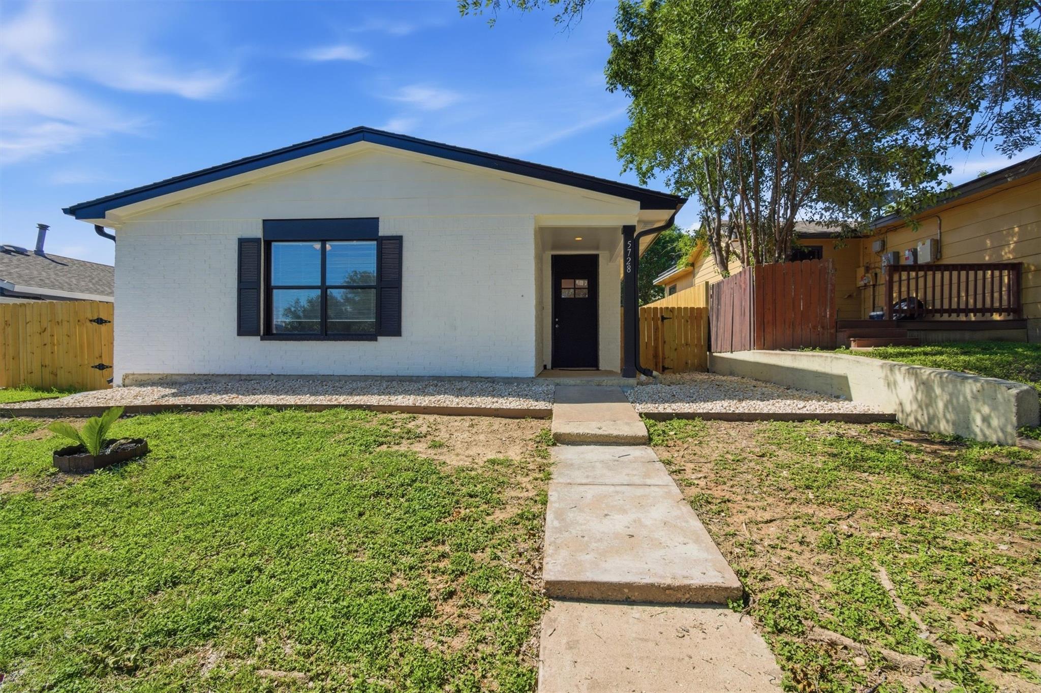 5728 Pinon Vista Dr, Austin, TX 78724