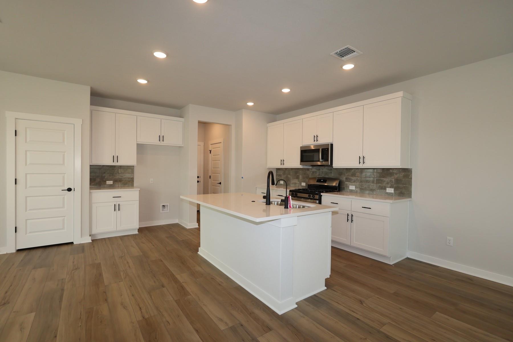206 Marie Way, Georgetown, TX 78626