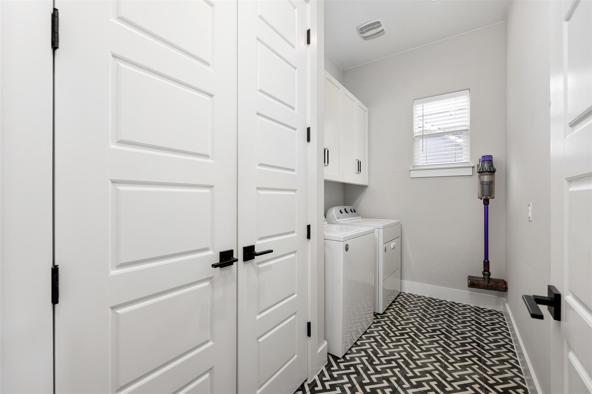 408 W 16th St, Georgetown, TX 78626
