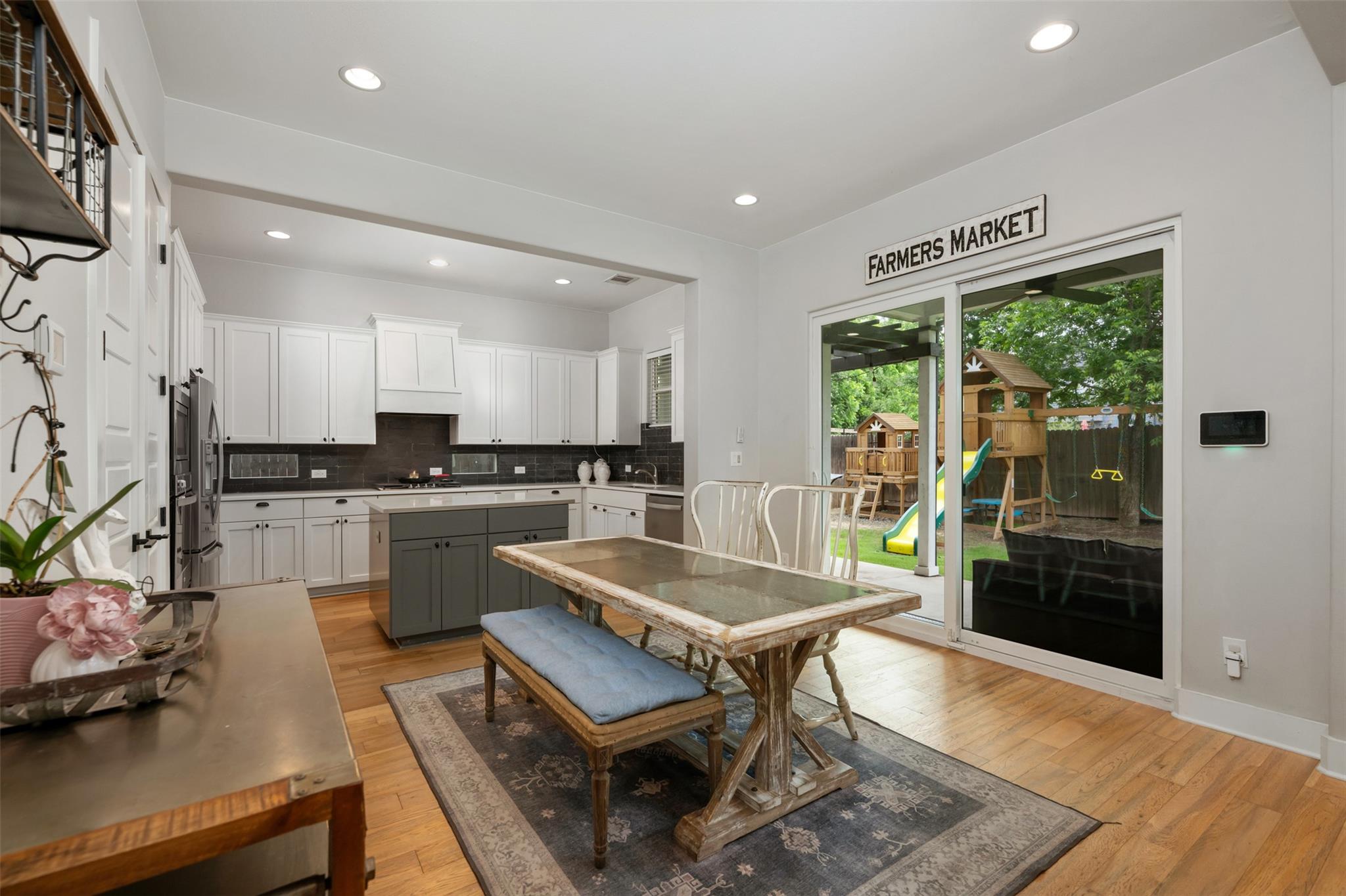 408 W 16th St, Georgetown, TX 78626