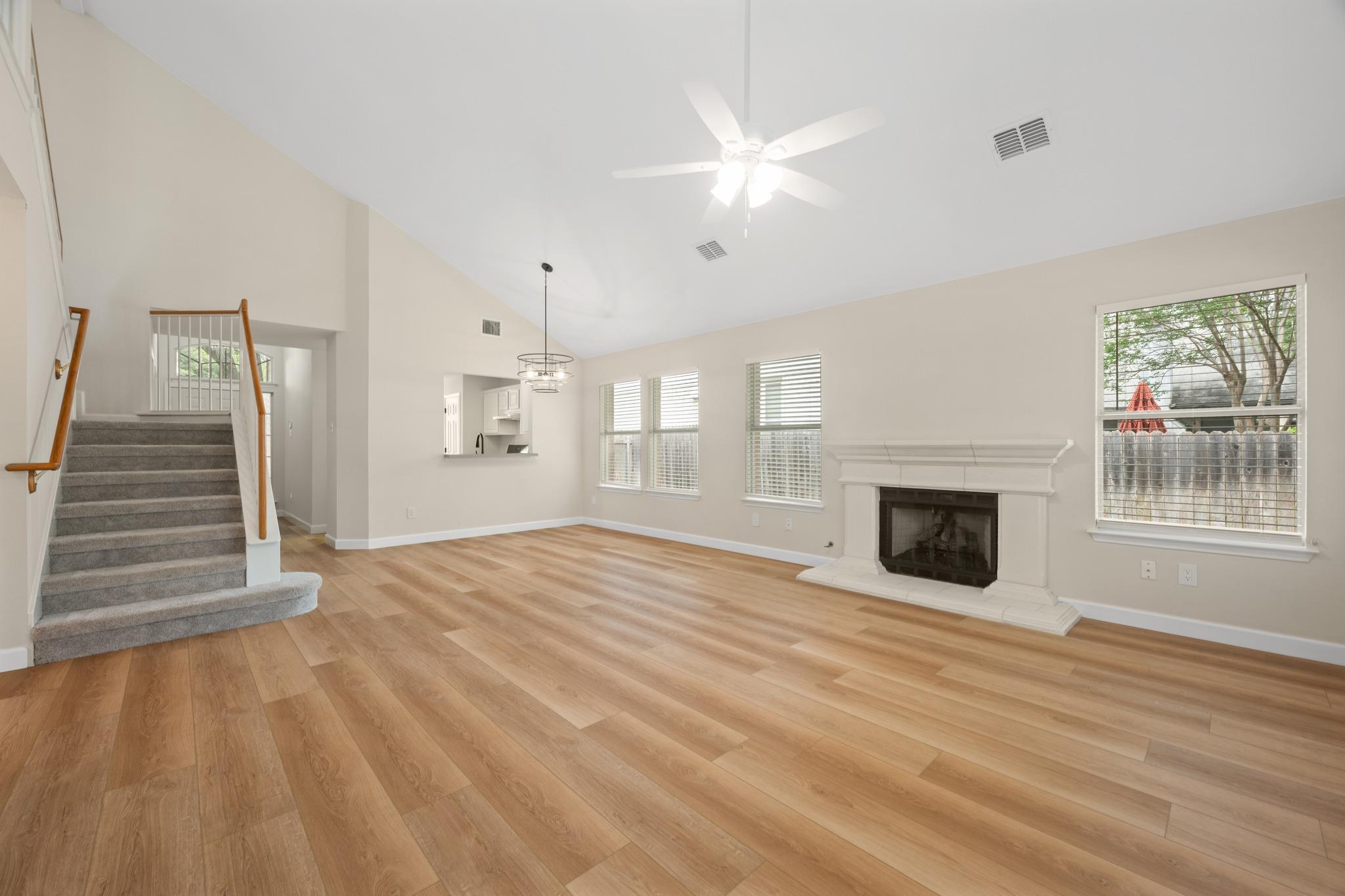 12809 Council Bluff Dr, Austin, TX 78727