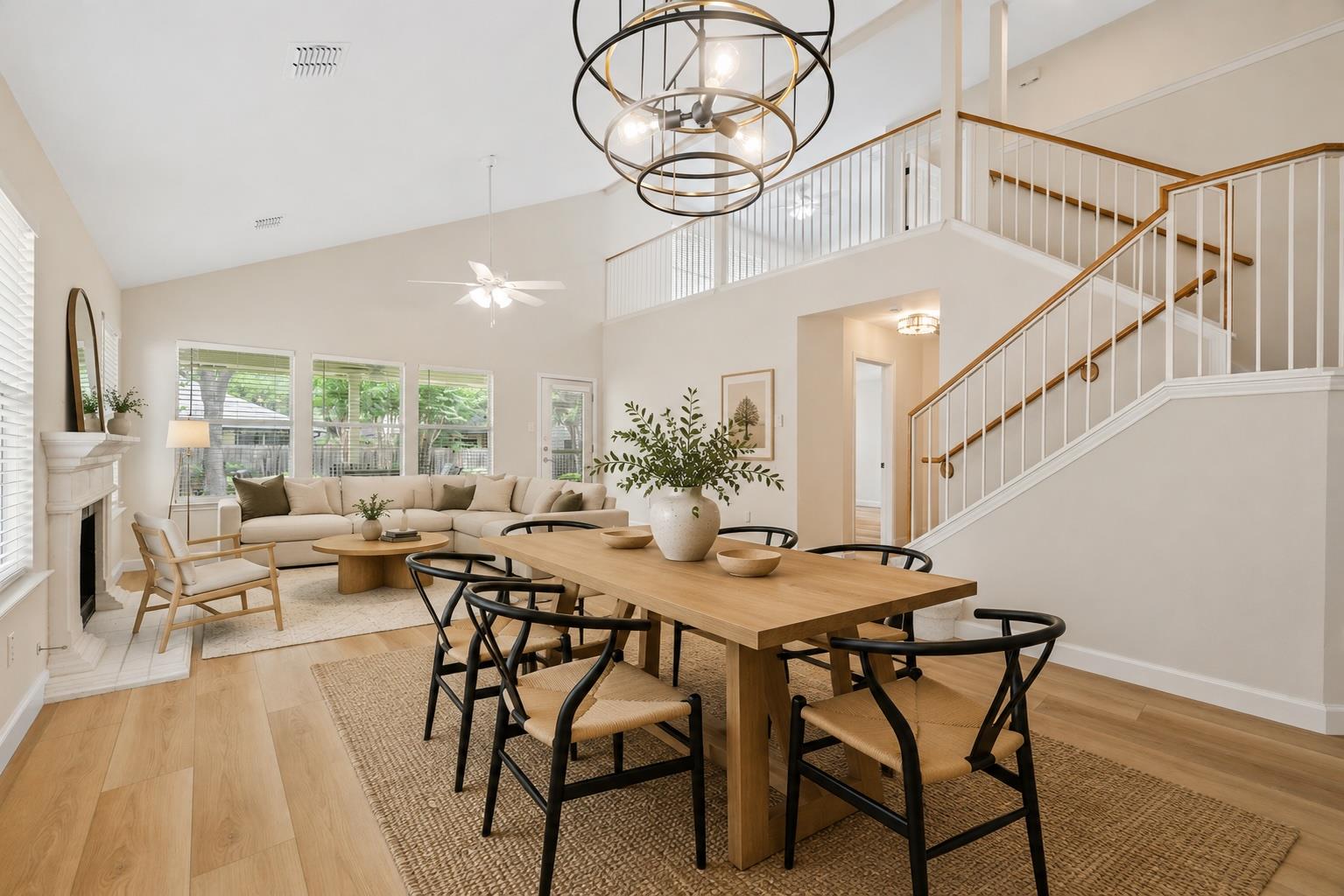 12809 Council Bluff Dr, Austin, TX 78727
