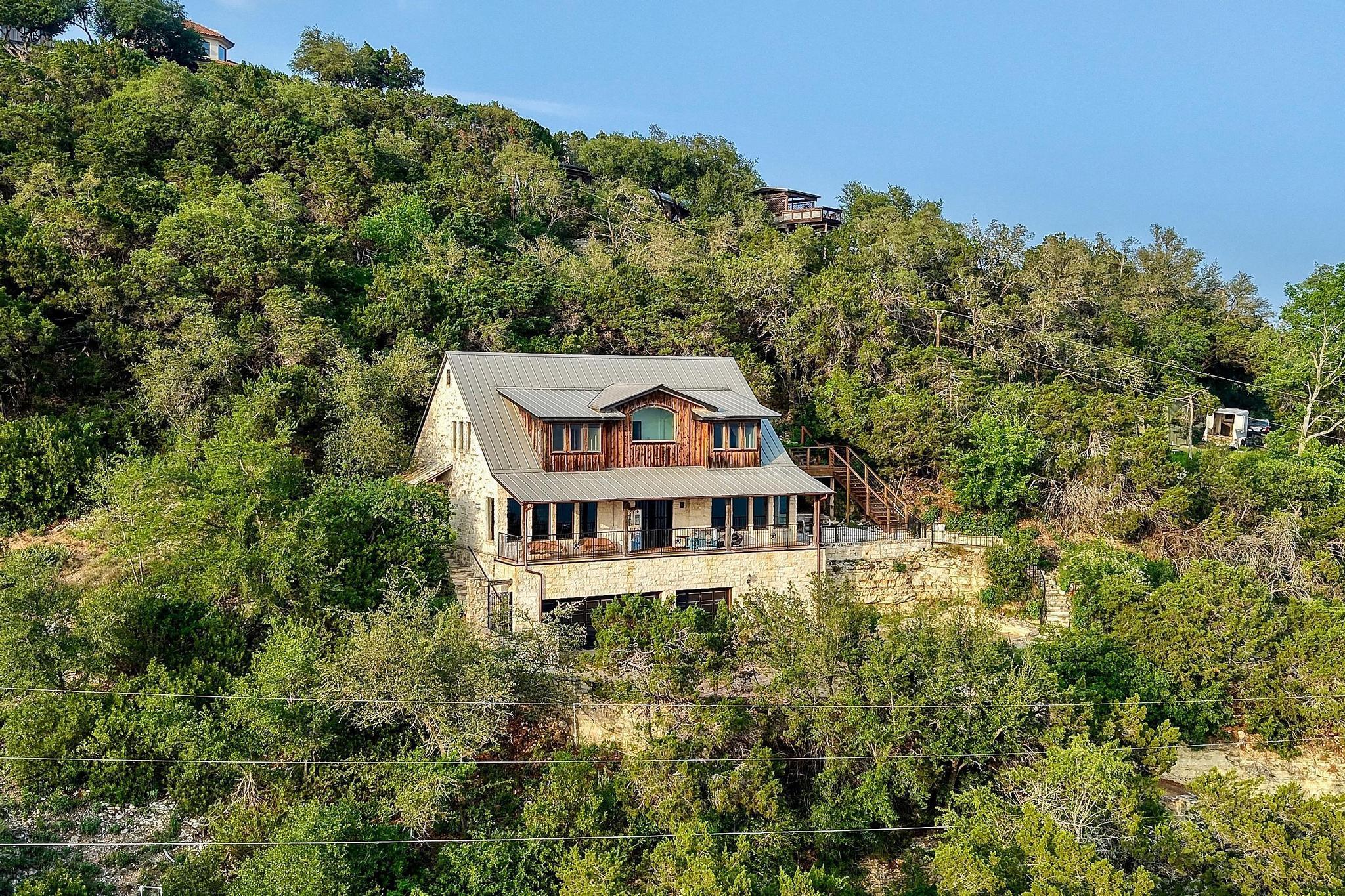 13906 Skyline Dr, Austin, TX 78732