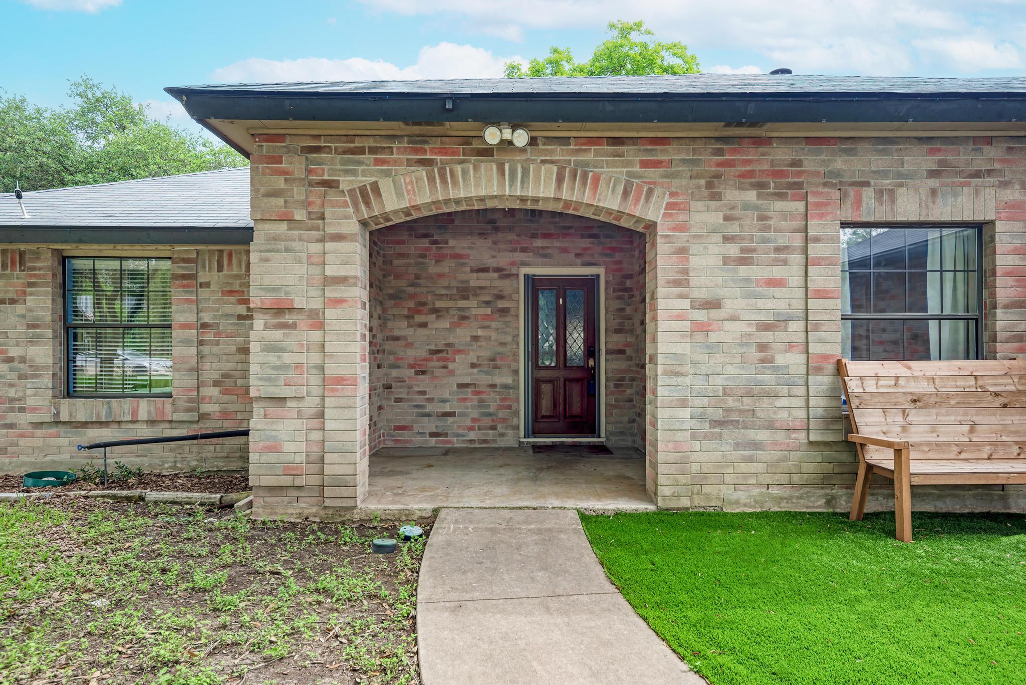 403 Hickory Ridge Trl, Pflugerville, TX 78660