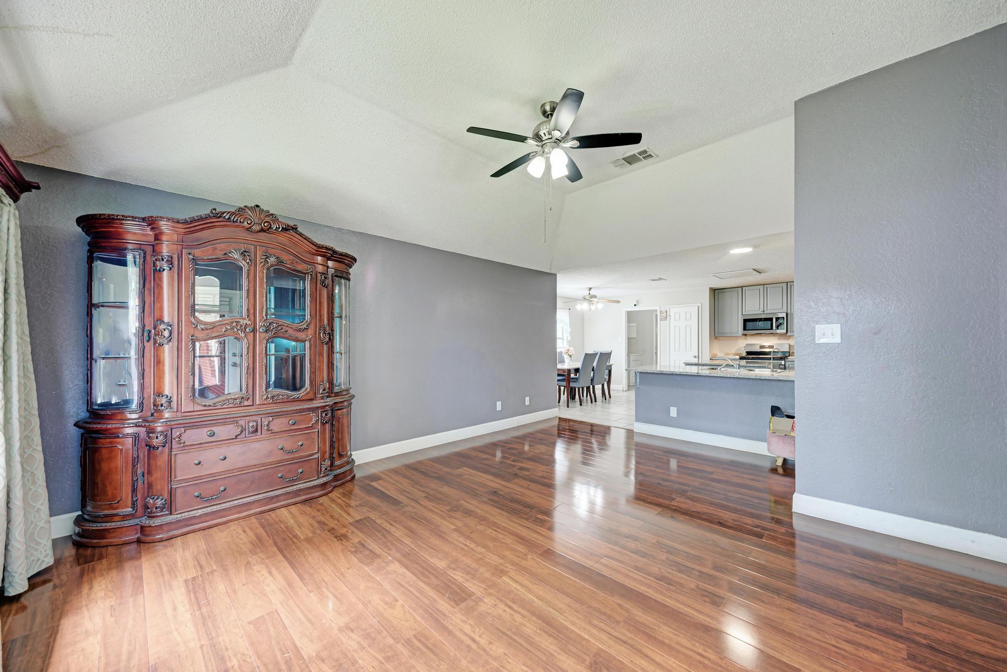 403 Hickory Ridge Trl, Pflugerville, TX 78660