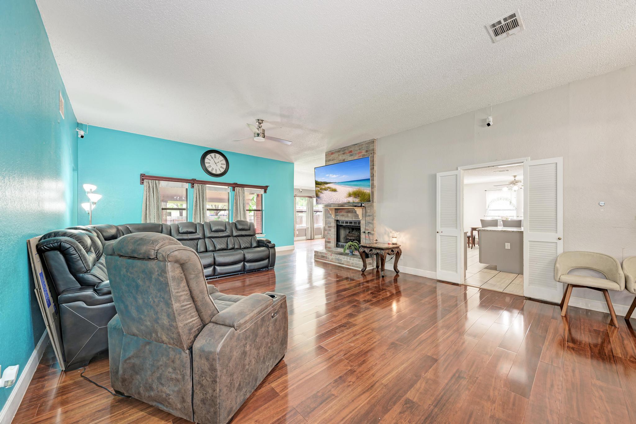 403 Hickory Ridge Trl, Pflugerville, TX 78660