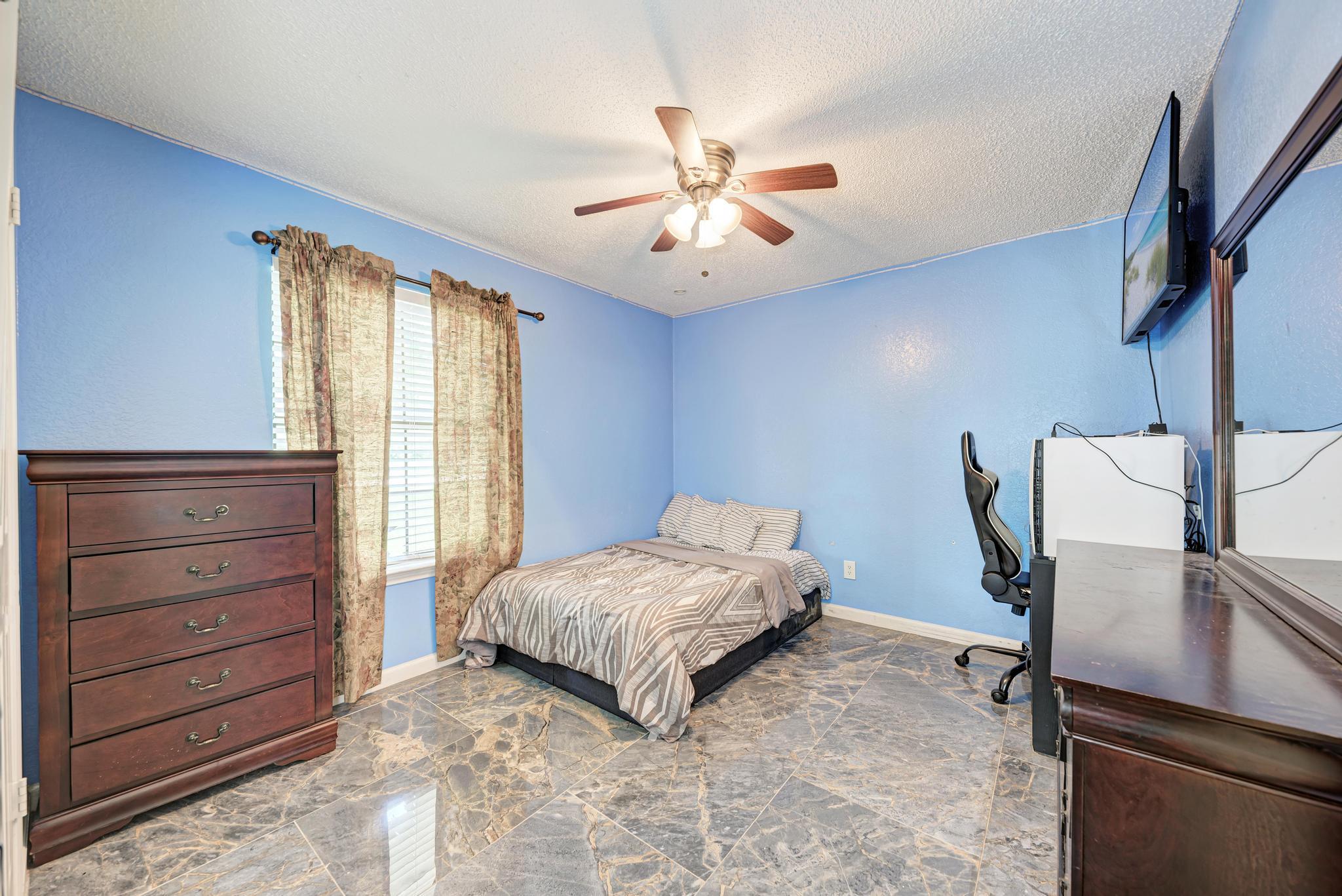 403 Hickory Ridge Trl, Pflugerville, TX 78660
