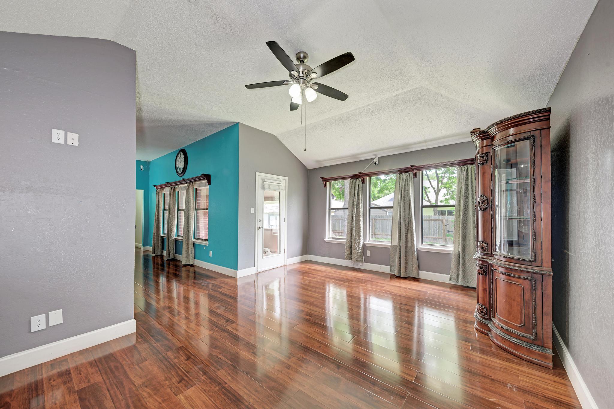 403 Hickory Ridge Trl, Pflugerville, TX 78660