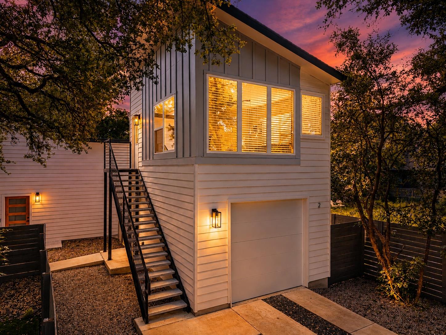 909 Philco Dr # 2, Austin, TX 78745