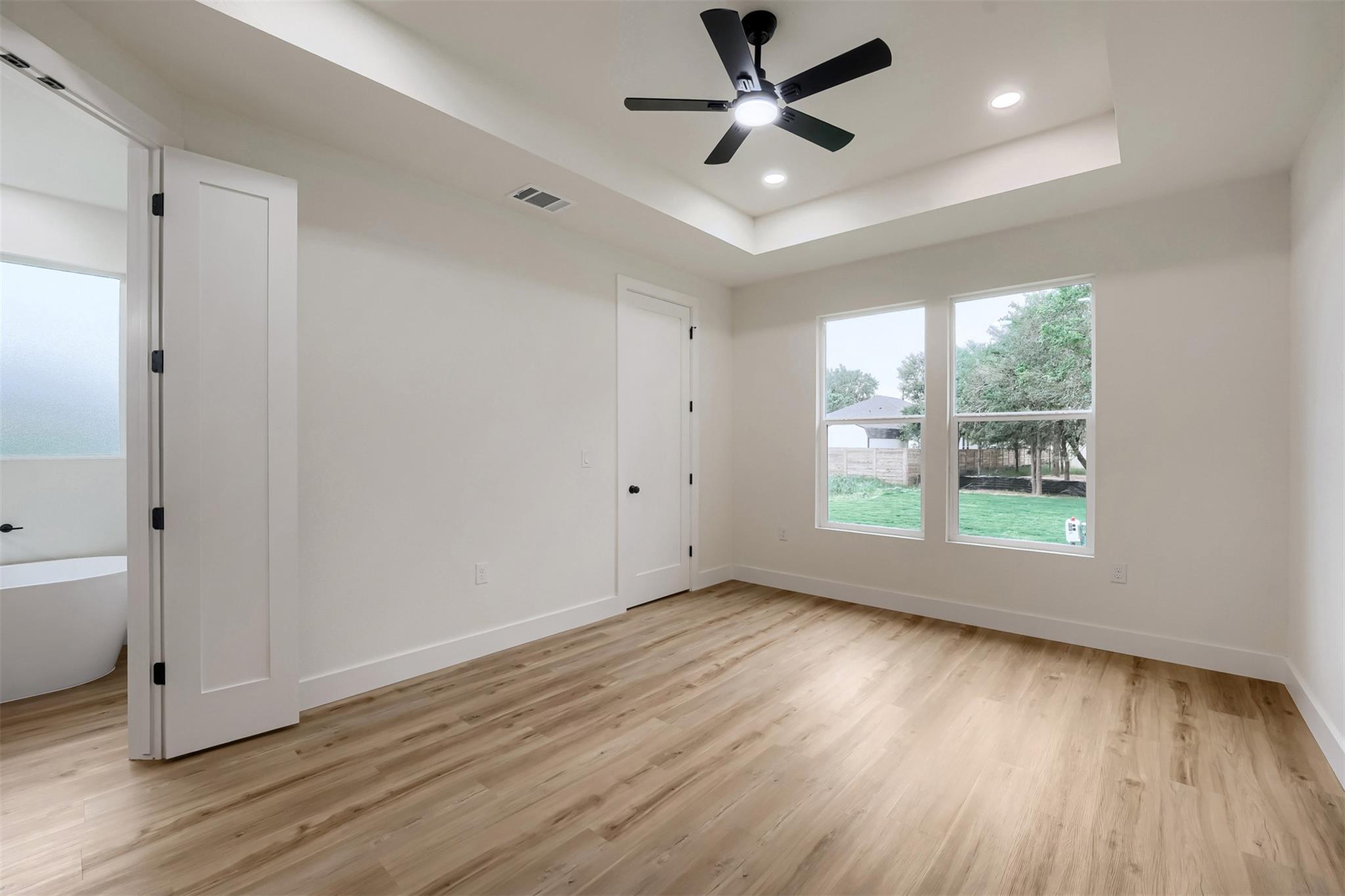 137 E Pauwela Ln, Bastrop, TX 78602