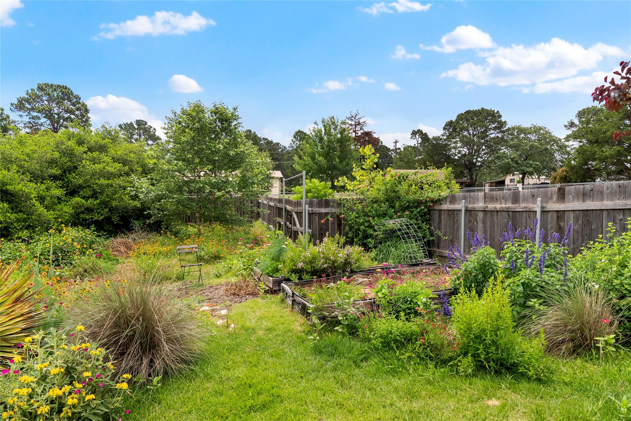 111 Green Grass Ln, Bastrop, TX 78602