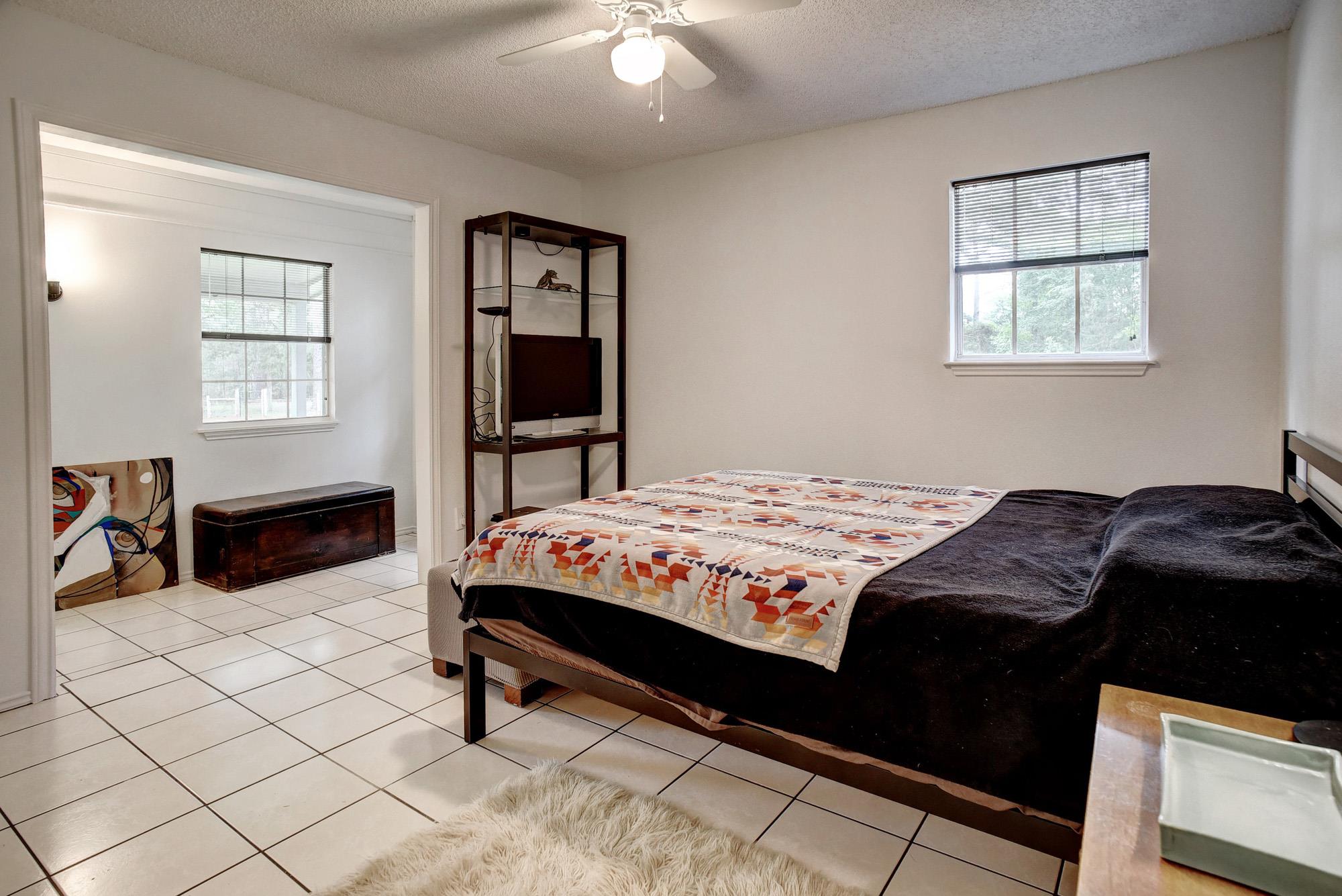 121 Pony Grass Ln, Bastrop, TX 78602