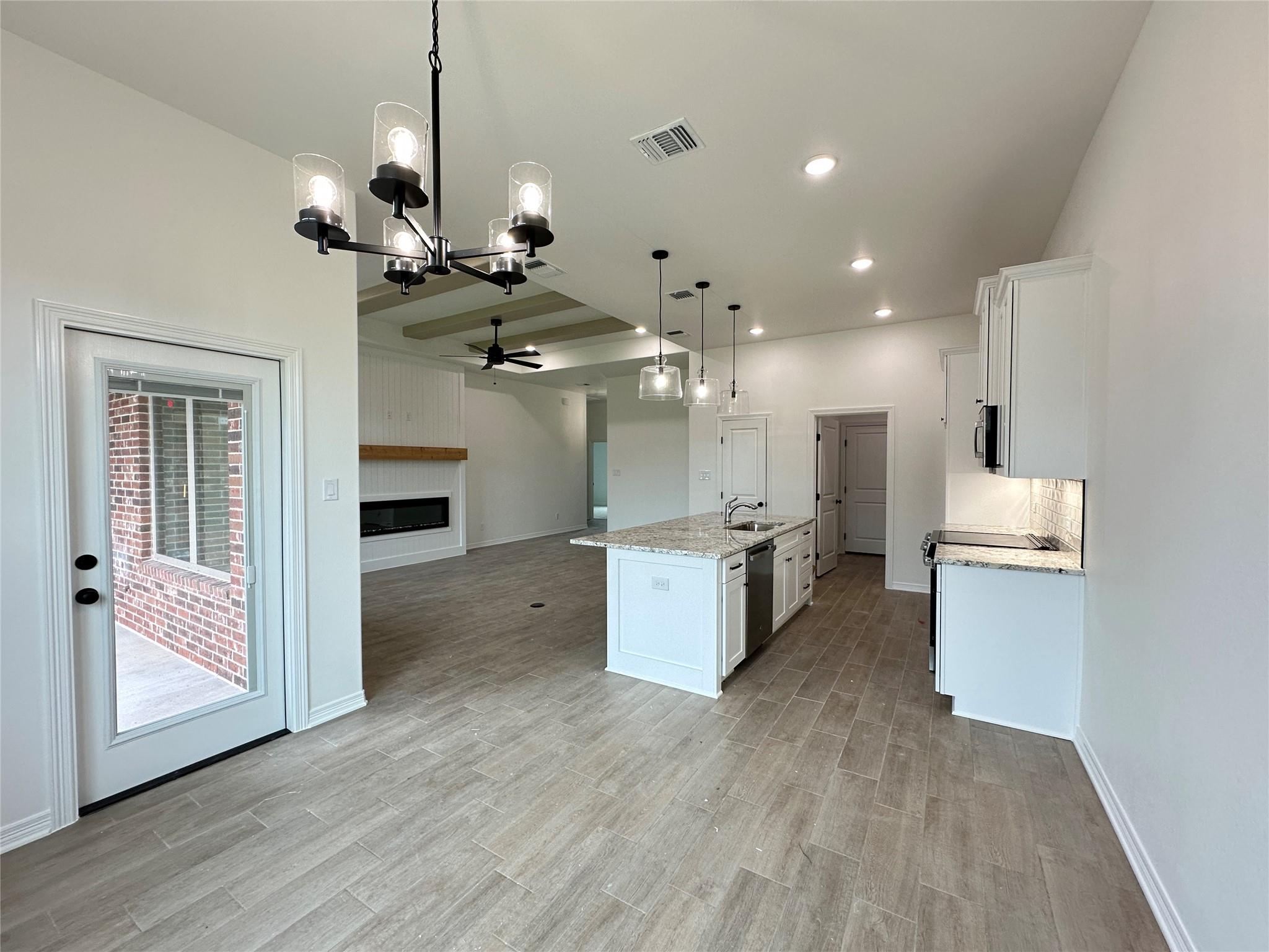 813 Eagle Cross Cv, Salado, TX 76571