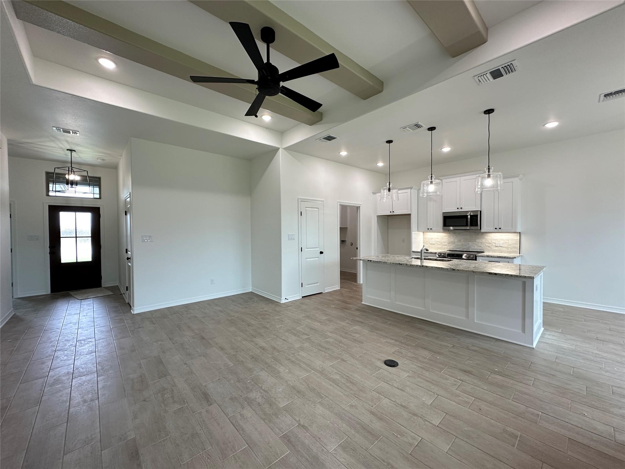 813 Eagle Cross Cv, Salado, TX 76571