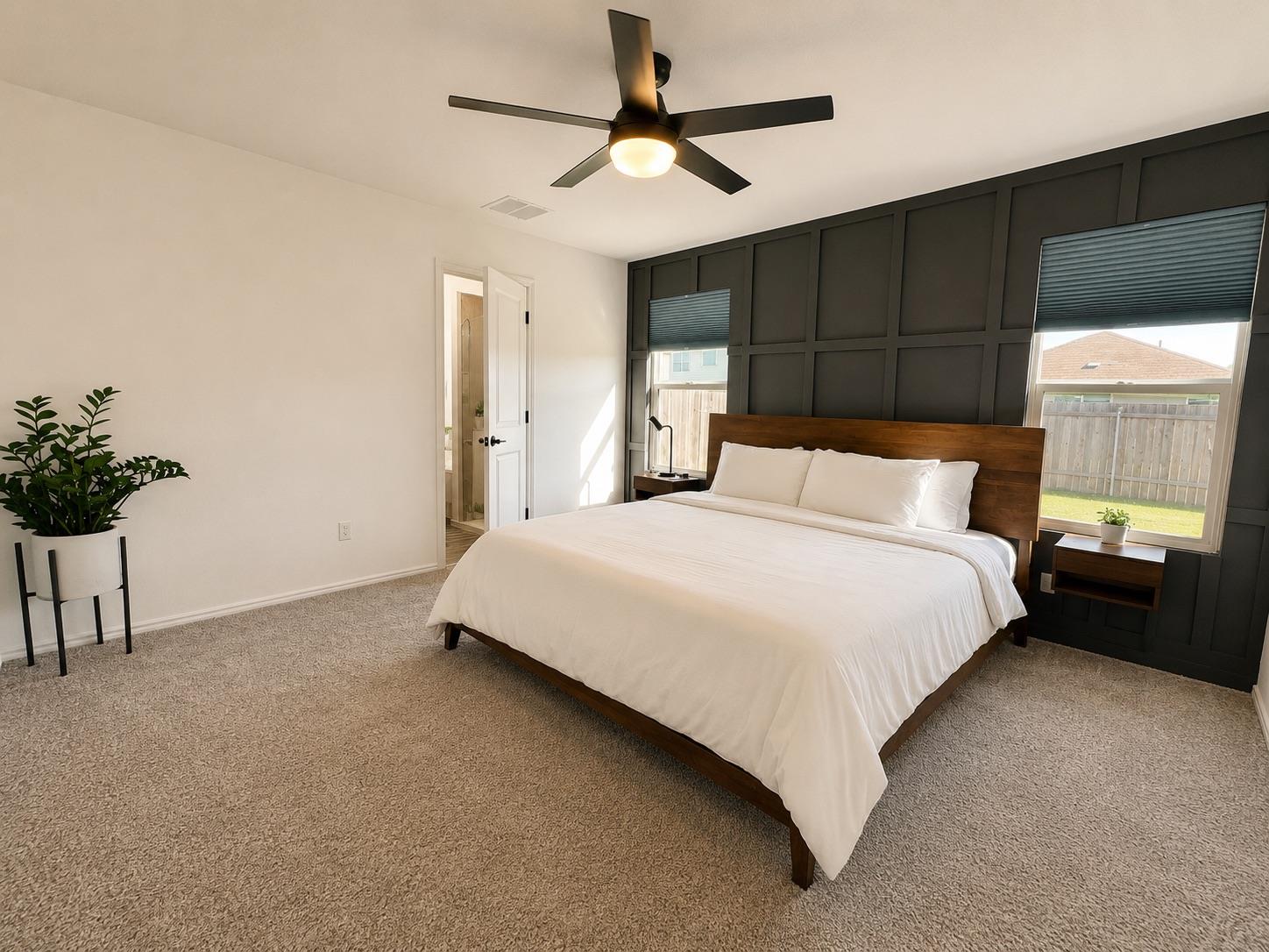 208 Longbridge Dr, Hutto, TX 78634