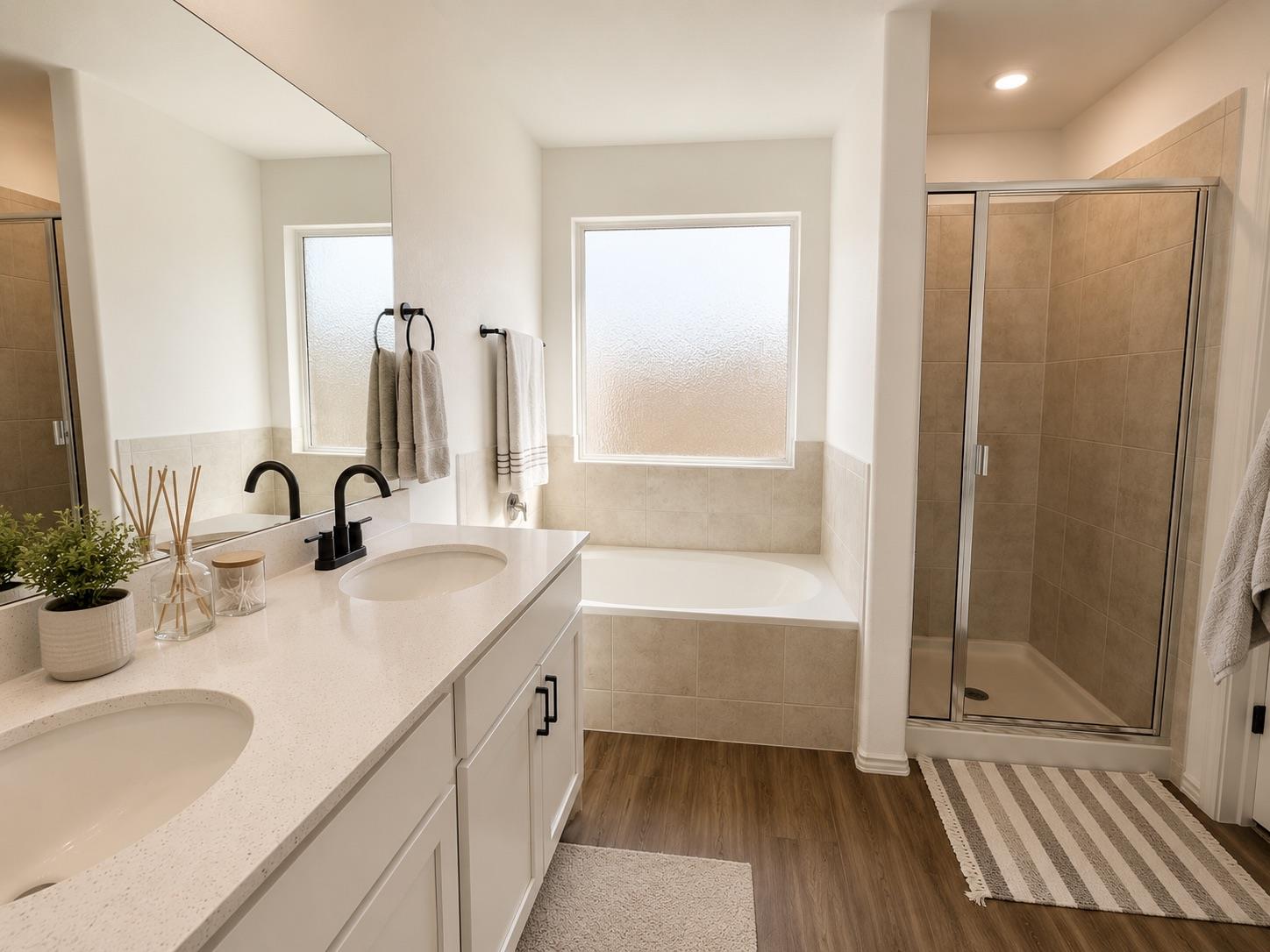 208 Longbridge Dr, Hutto, TX 78634