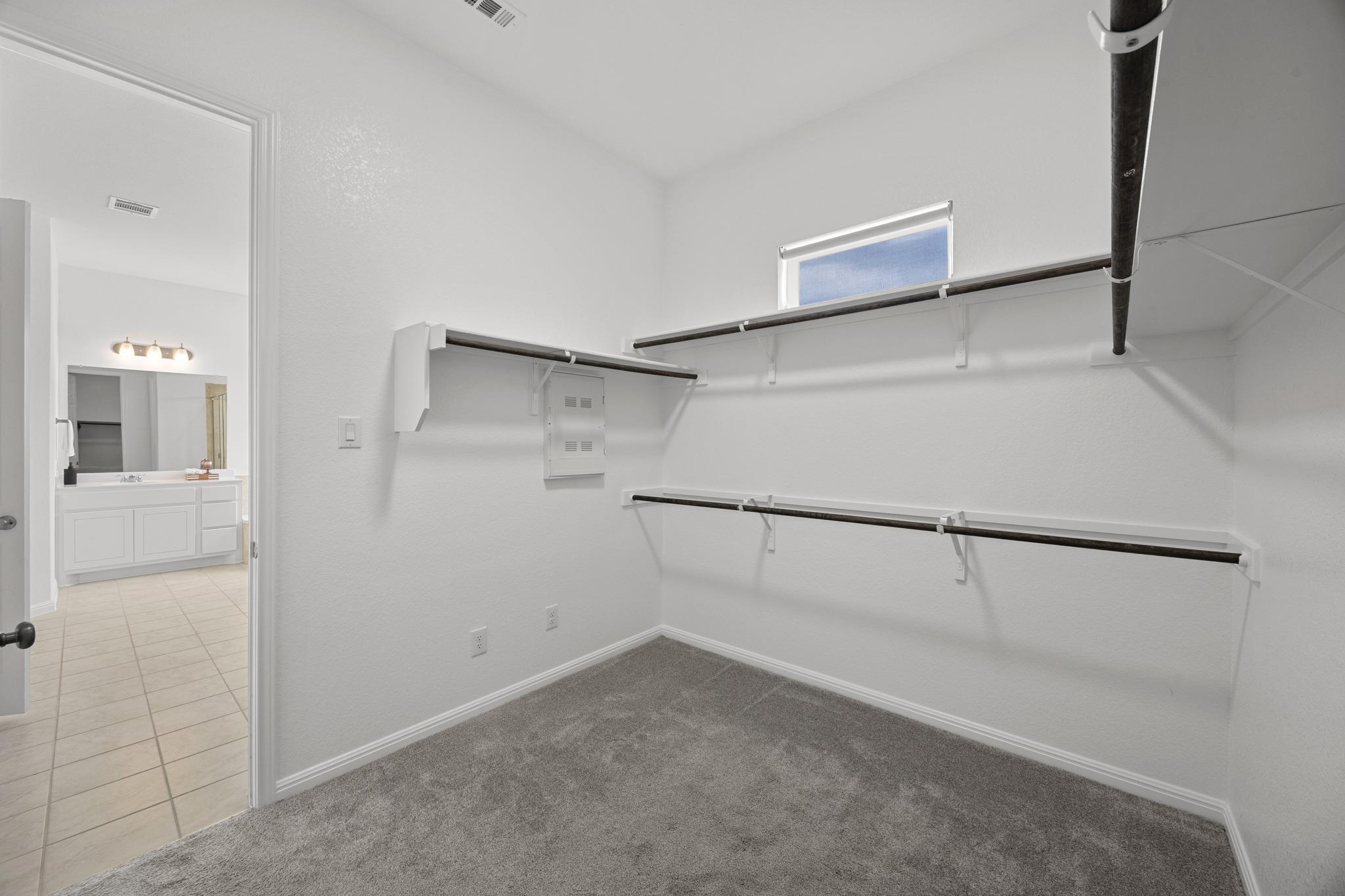 1837 Halflinger Ln, Leander, TX 78628