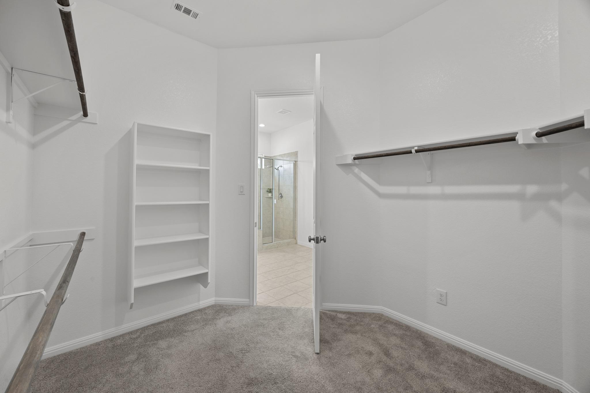 1837 Halflinger Ln, Leander, TX 78628