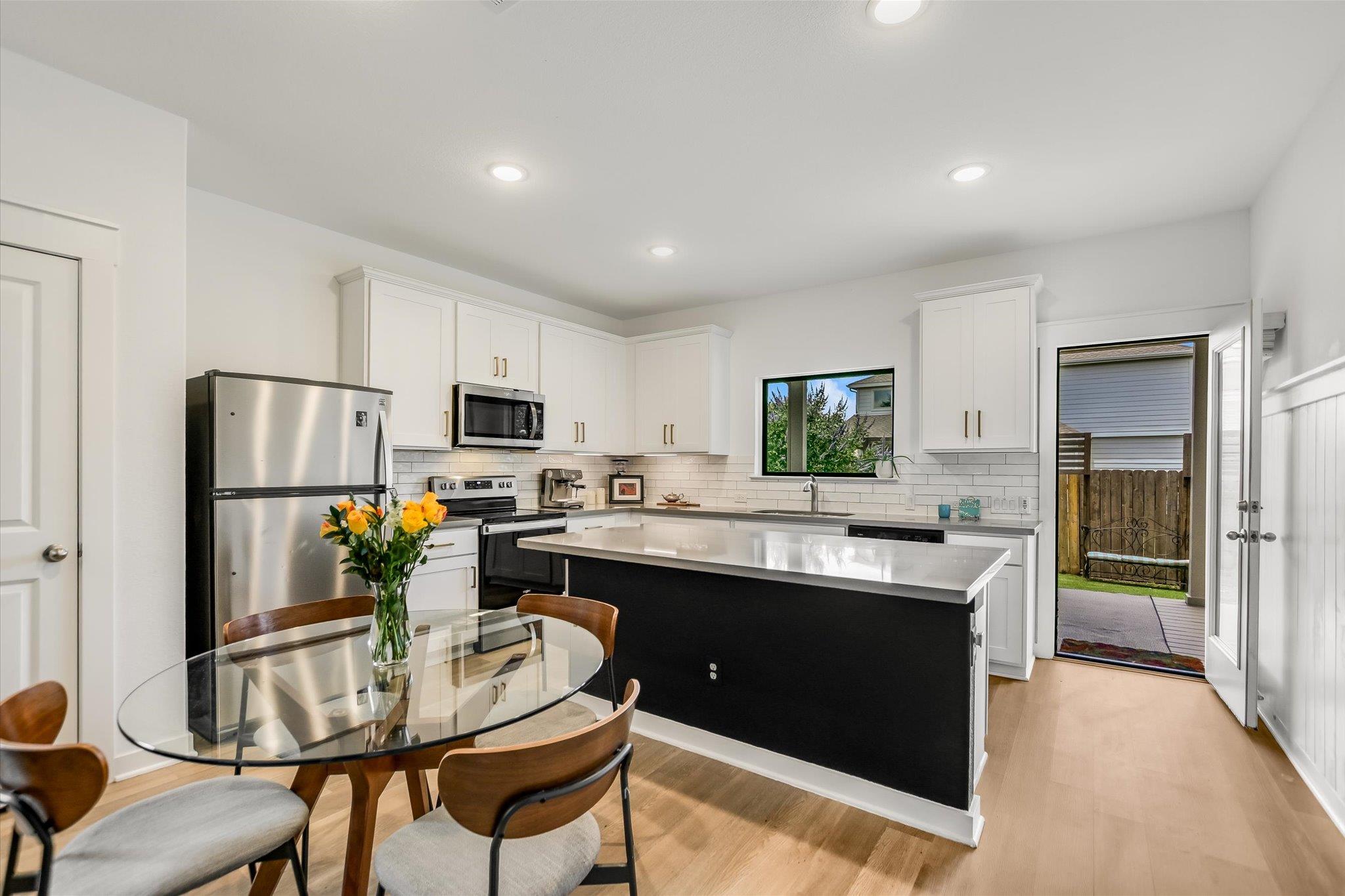 616 Pheasant Hill Ln, Georgetown, TX 78628